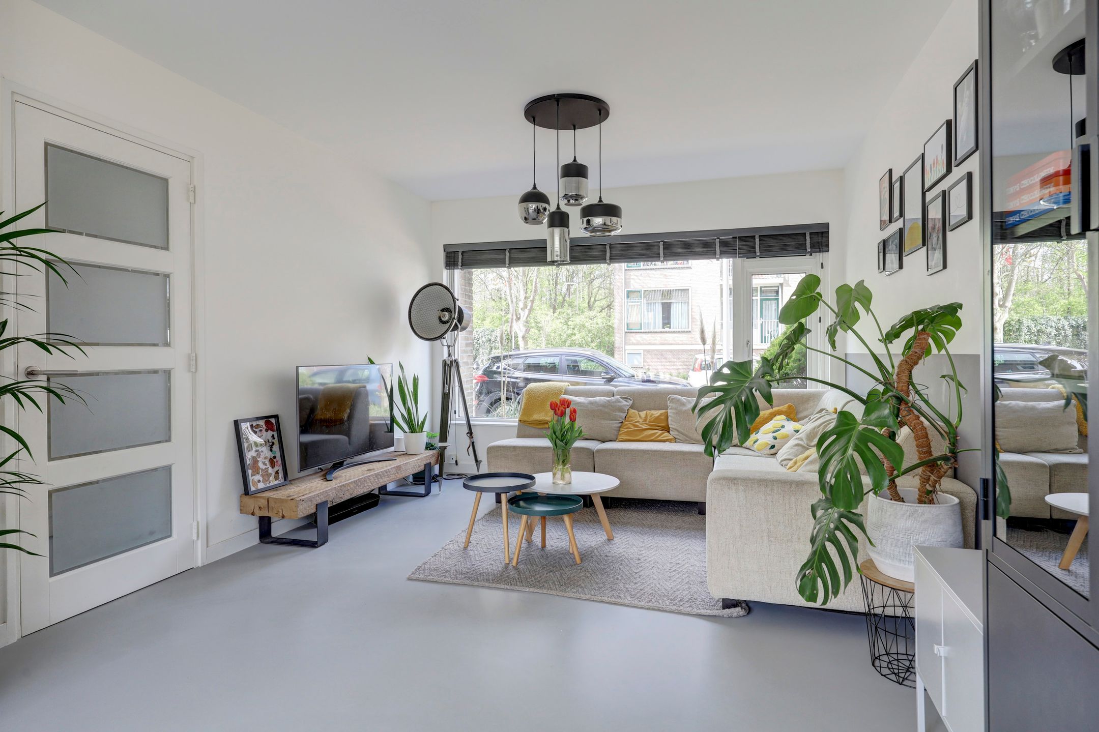 Photo 15 of van den Woudestraat 22