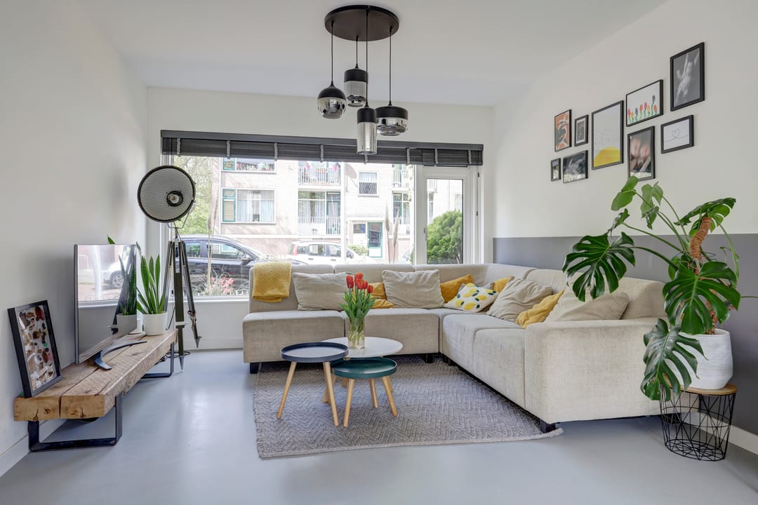 Photo 2 of van den Woudestraat 22