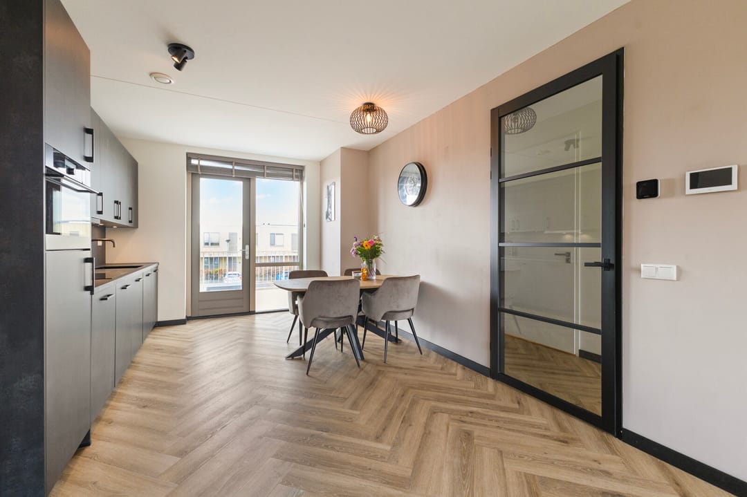 Photo 8 of Groenlingstraat 92