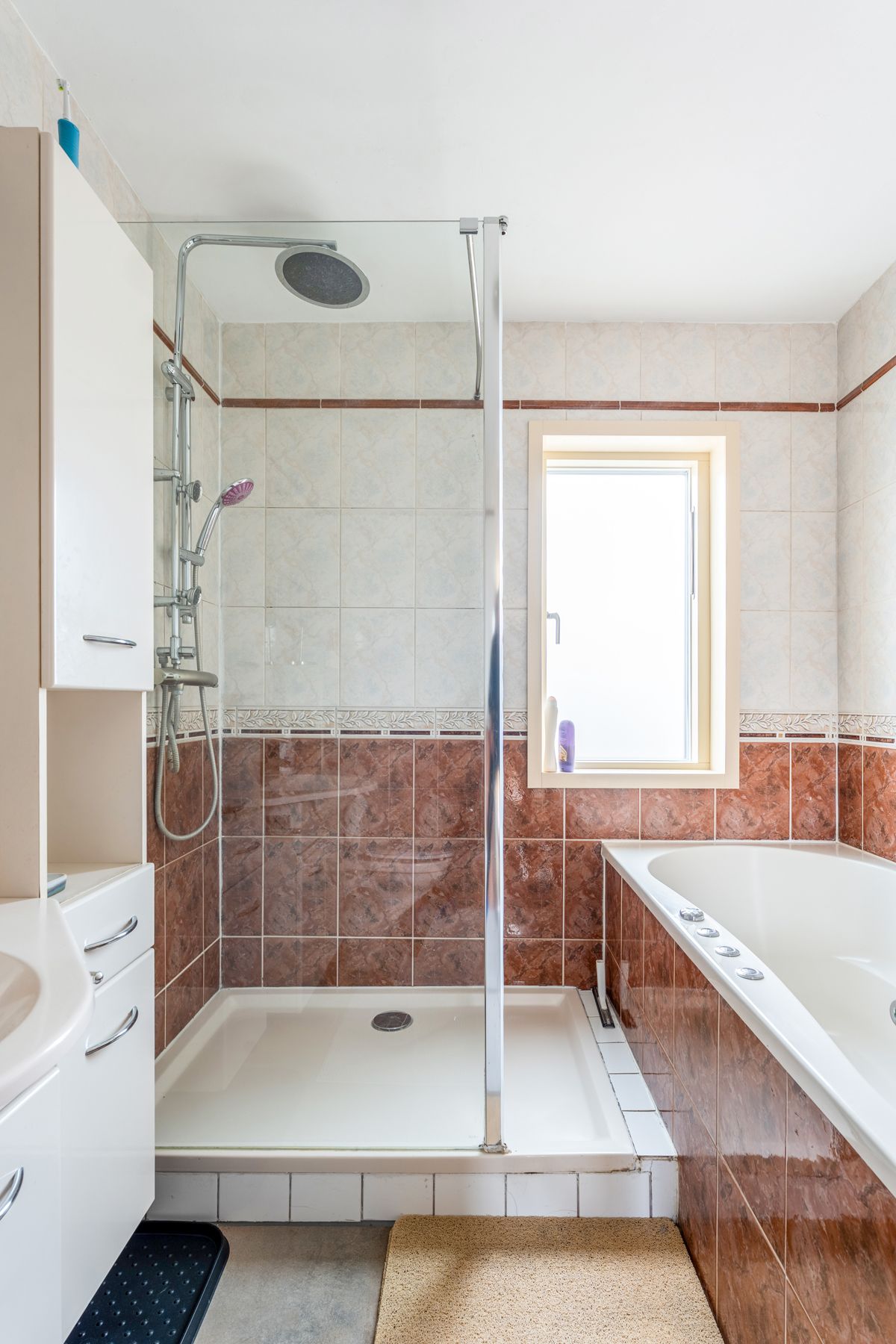 Foto 18 van Laan van Magisch Realisme 204