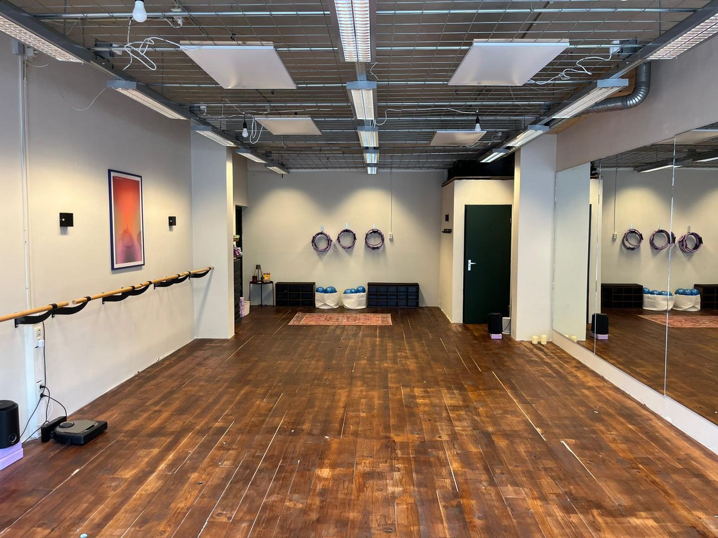 View photo 2 of Minderbroedersstraat 27