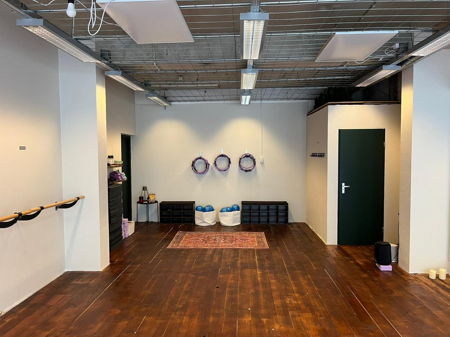 View photo 4 of Minderbroedersstraat 27