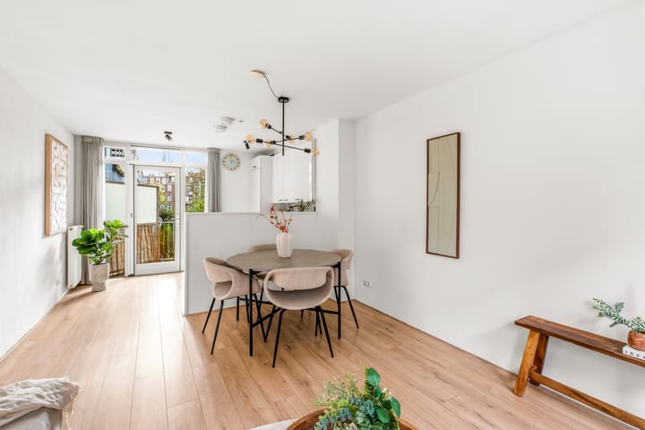 Photo 2 of Niasstraat 12-B