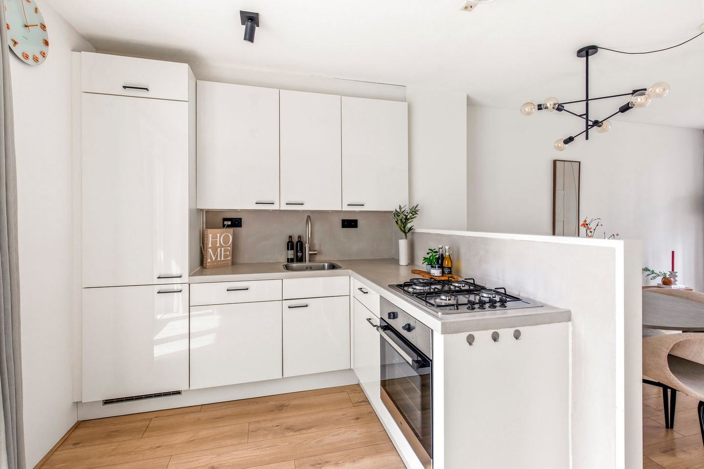 Foto 10 van Niasstraat 12-B