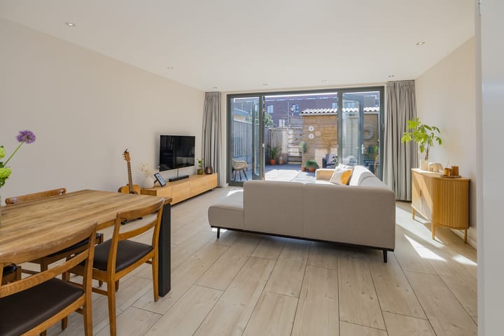 Photo 3 of Radarstraat 107