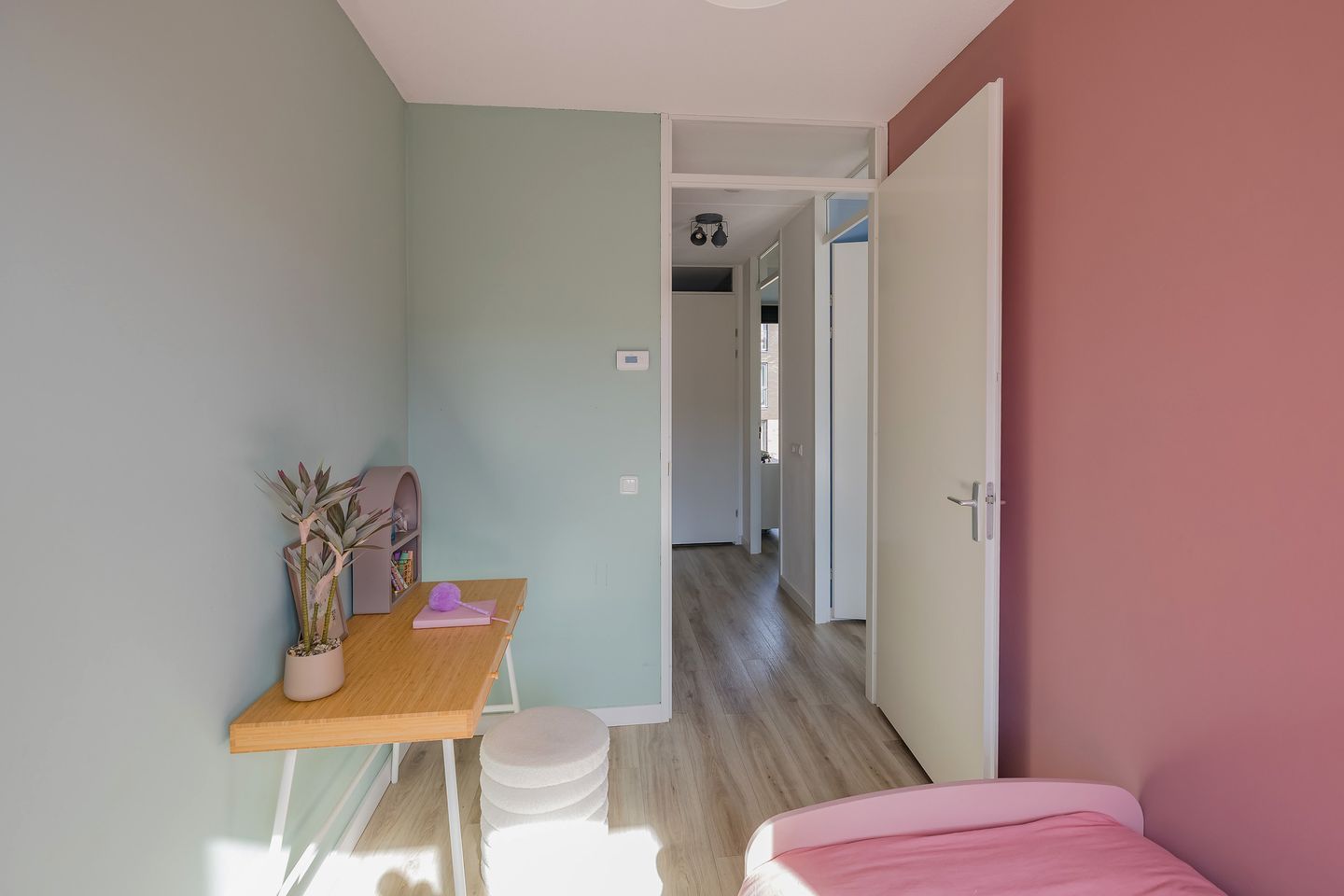 Photo 35 of Radarstraat 107