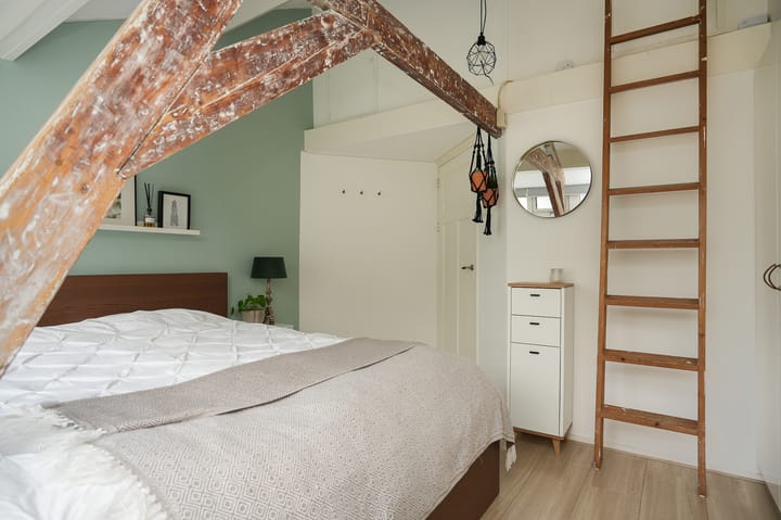 Photo 4 of Van der Mondestraat 16-A