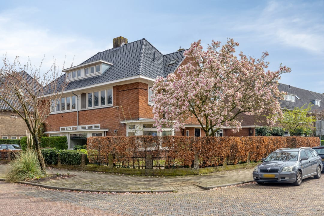 Foto 1 van Madoerastraat 1