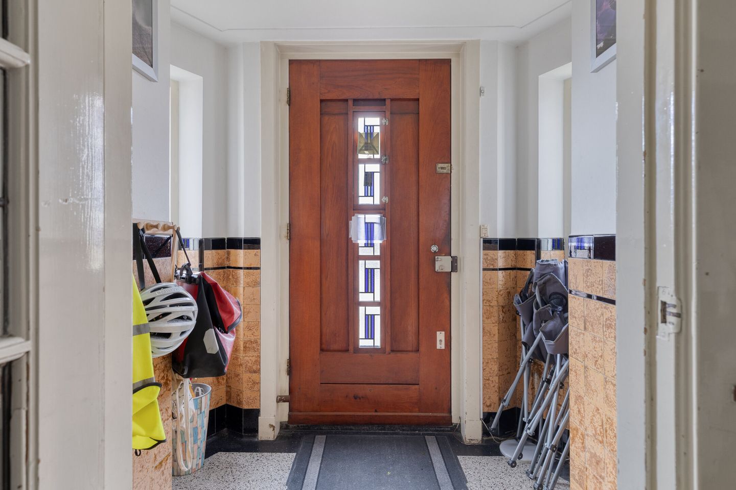 Foto 5 van Madoerastraat 1