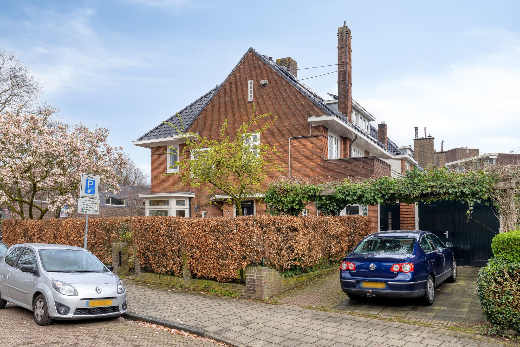 Foto 60 van Madoerastraat 1