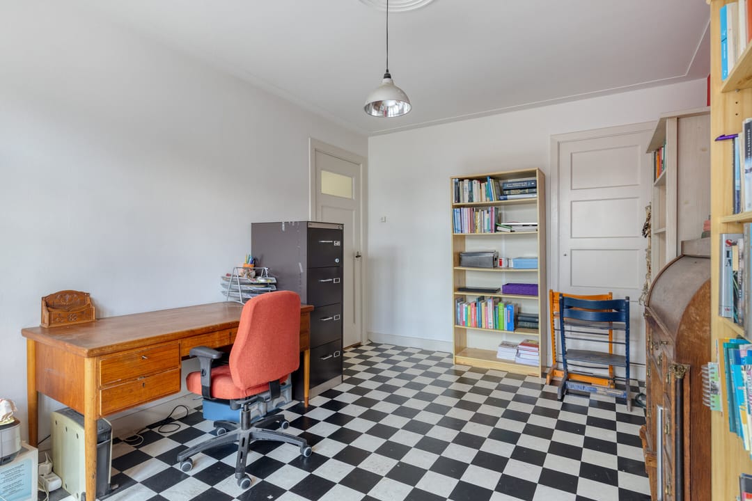 Foto 38 van Madoerastraat 1