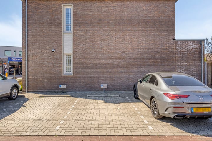 Tussenwoning te koop: nieuwstraat 22, Oldenzaal