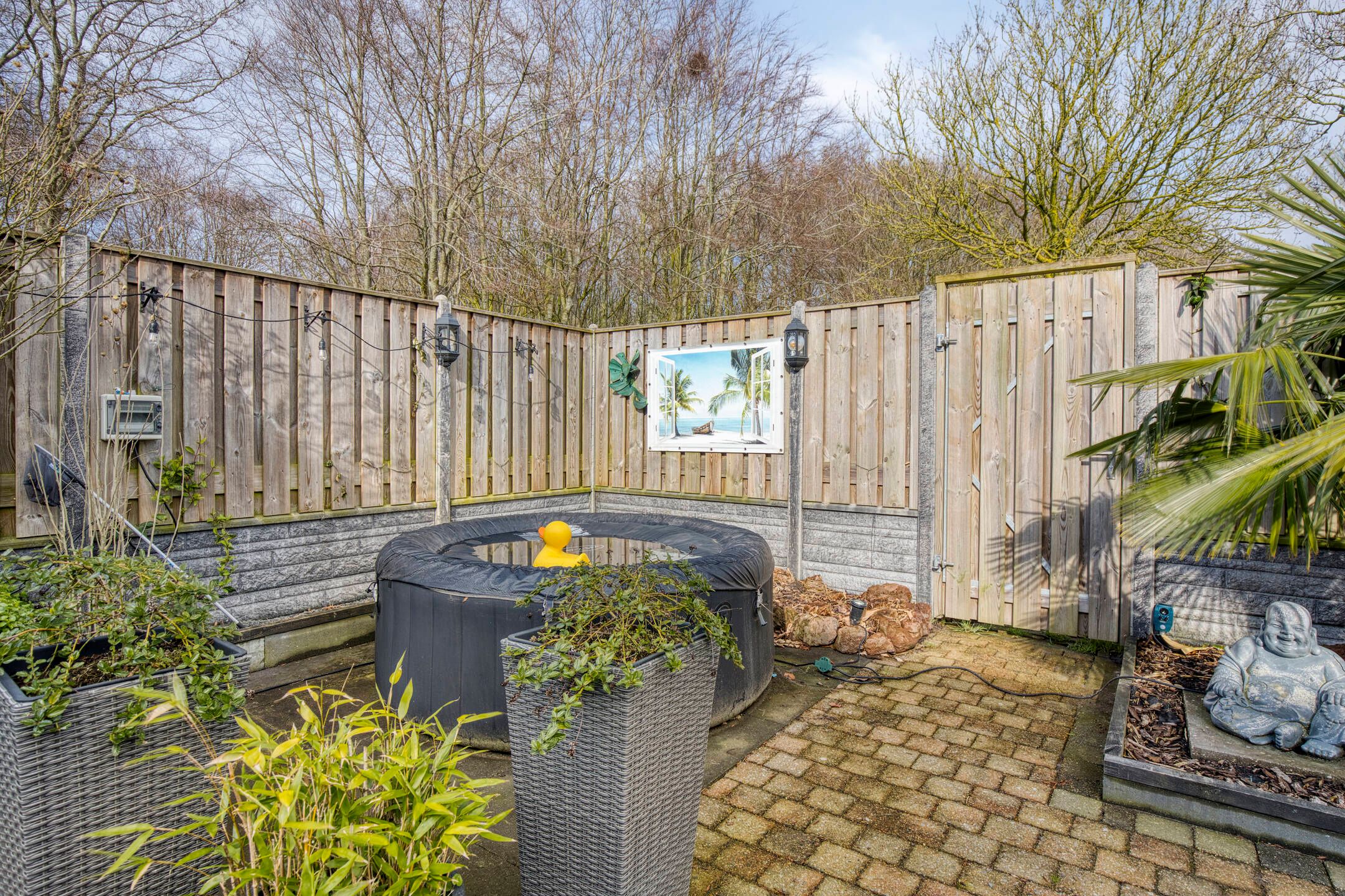 Photo 45 of Robert Stolzhof 203