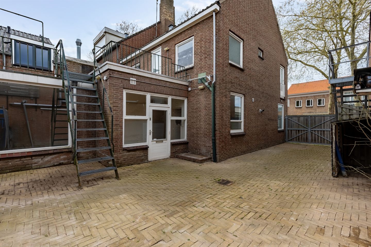 Foto 5 van Dorpstraat 10