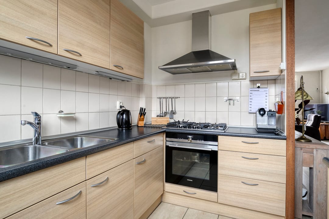 Photo 22 of Van Gentswei 6