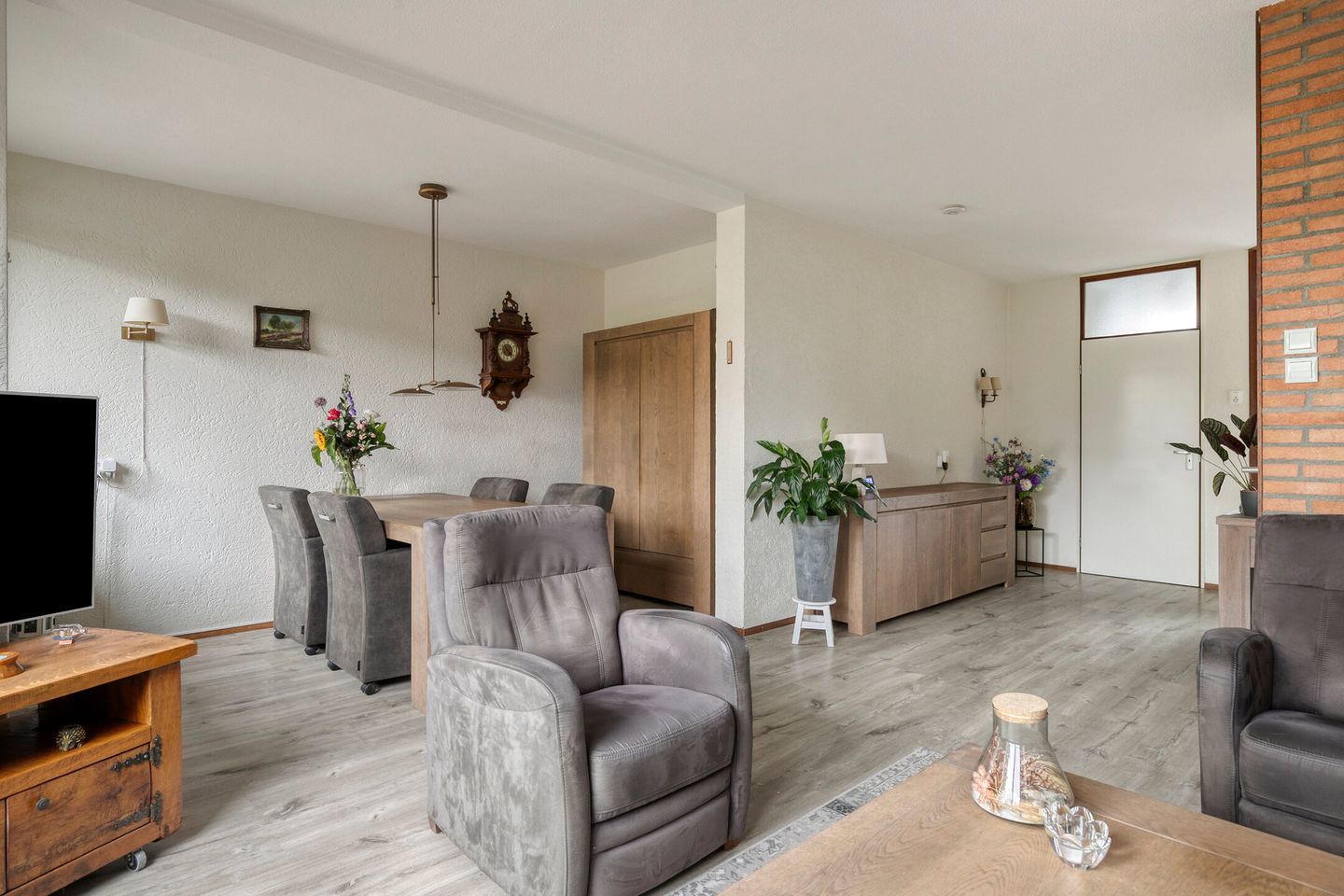 Photo 20 of Van Gentswei 6