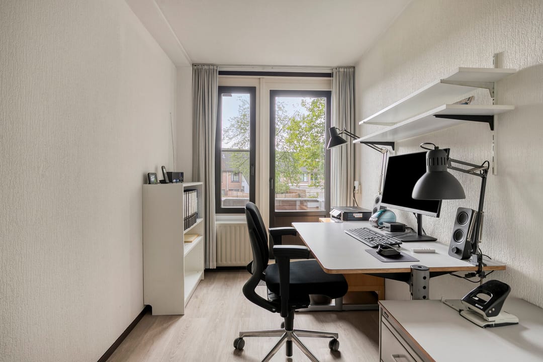 Photo 31 of Van Gentswei 6