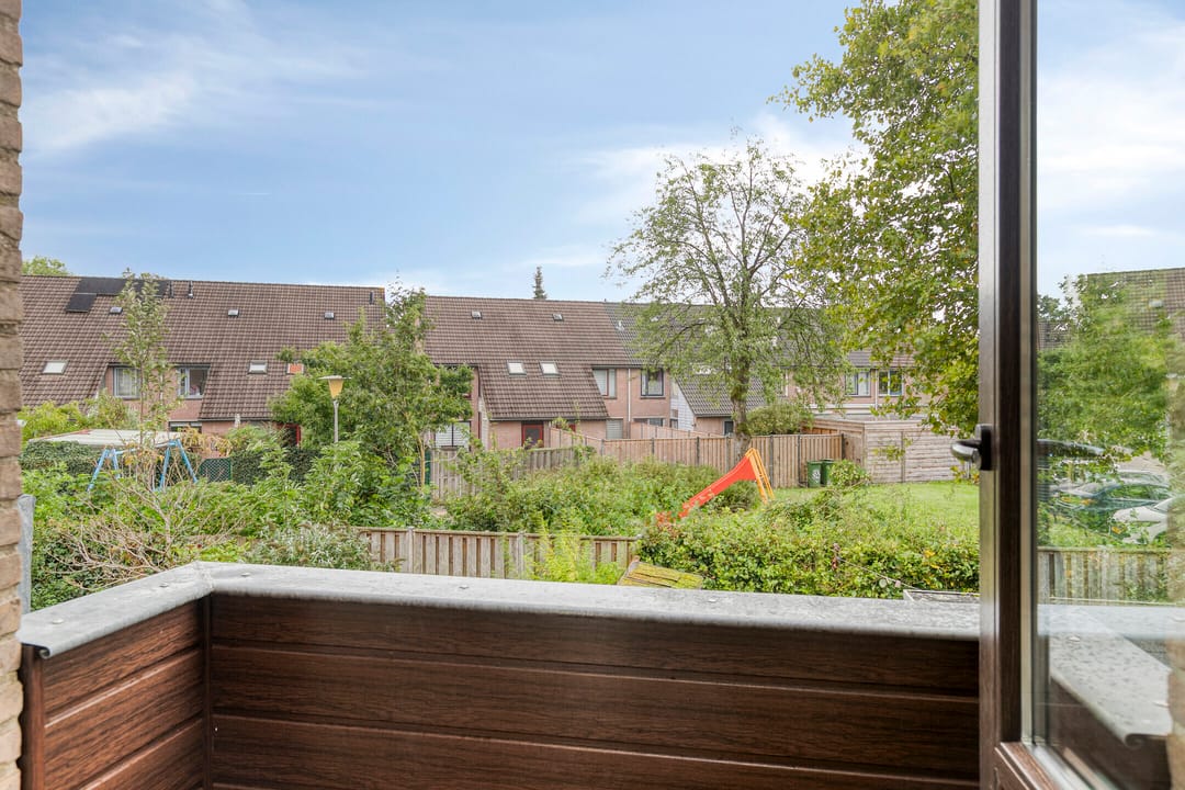 Photo 32 of Van Gentswei 6