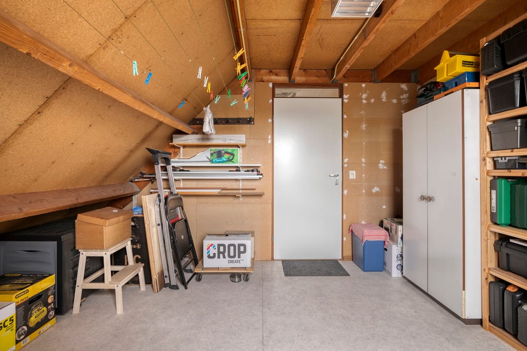 Photo 43 of Van Gentswei 6