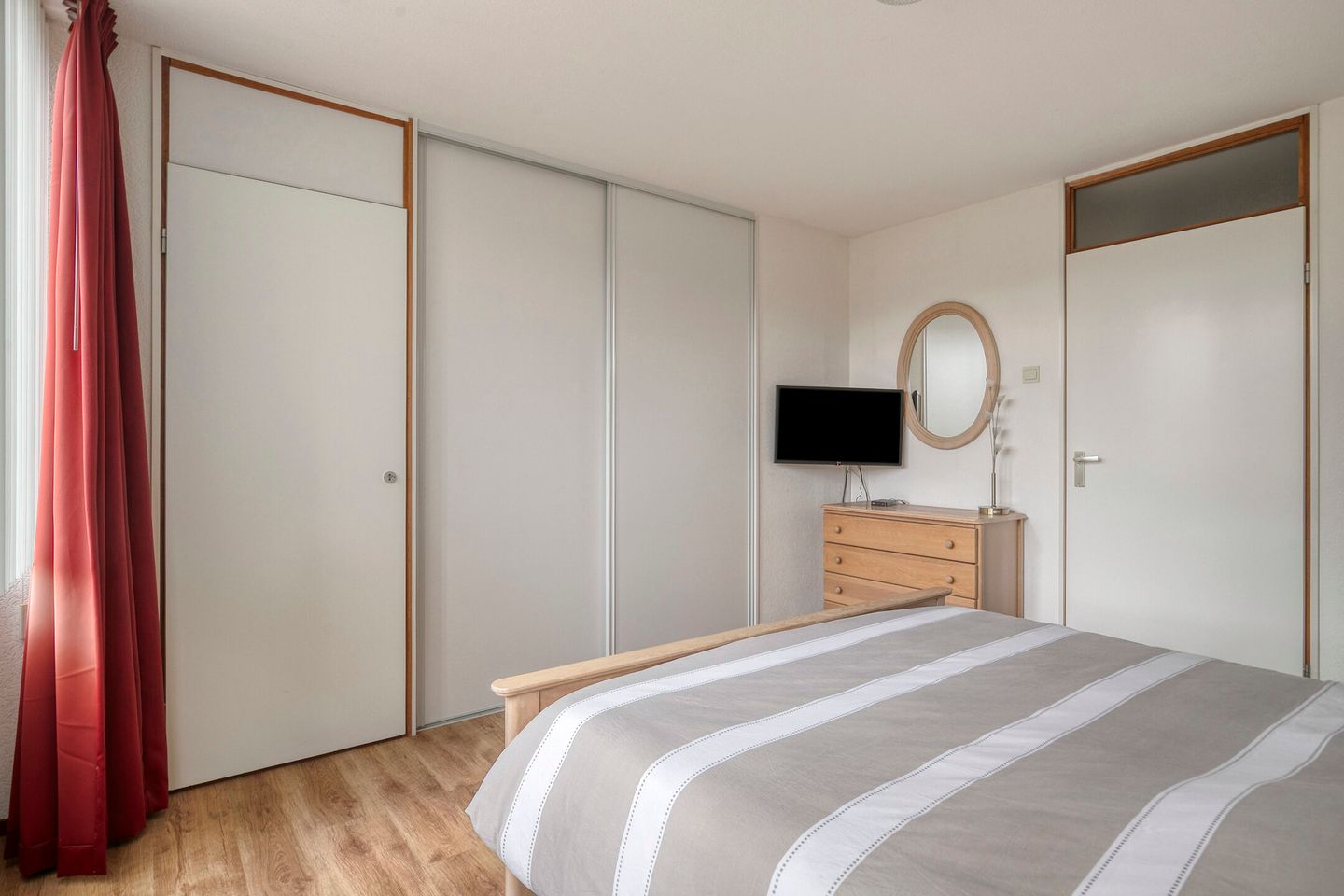 Photo 29 of Van Gentswei 6