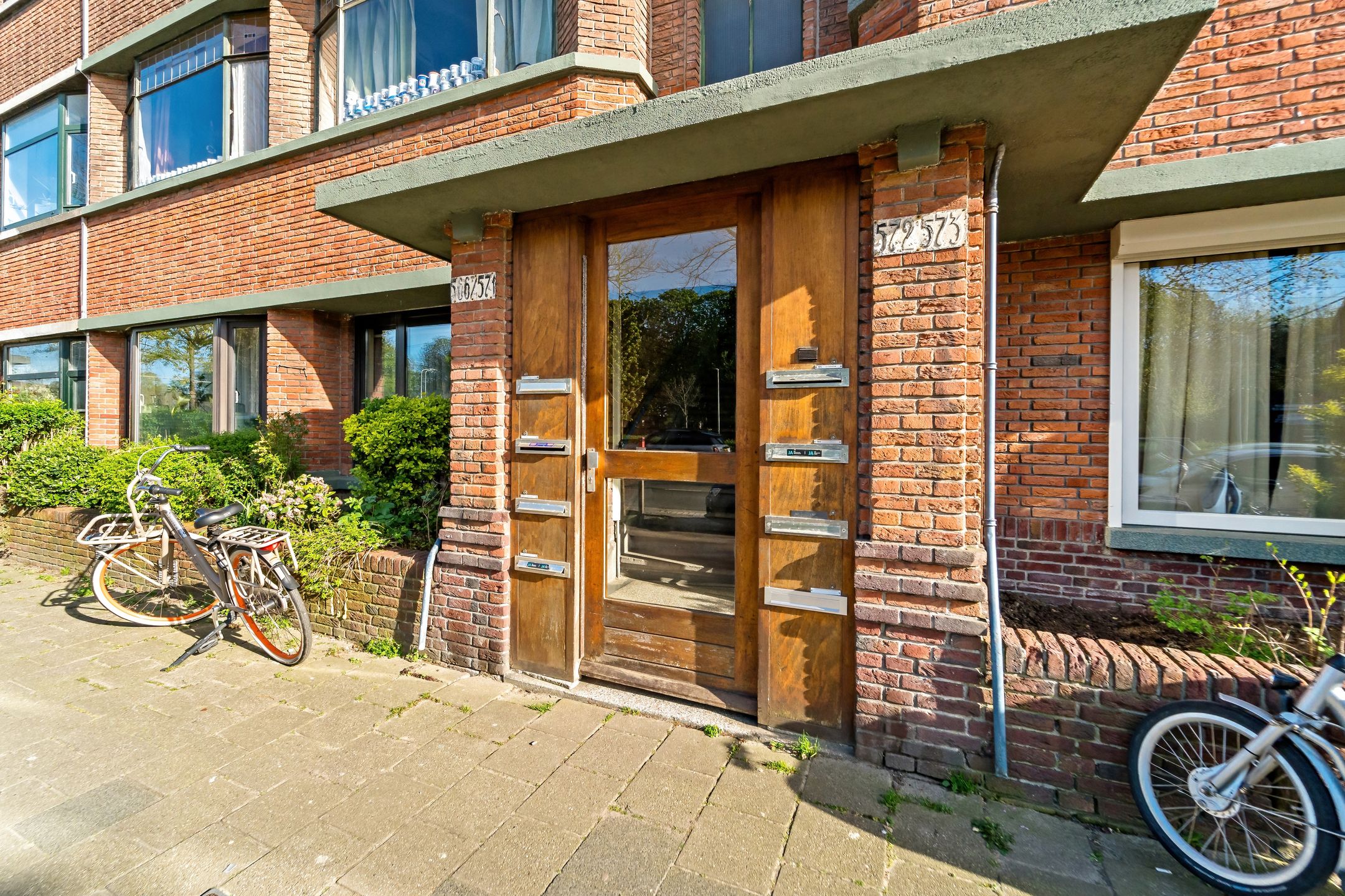 Photo 6 of Loosduinsekade 570