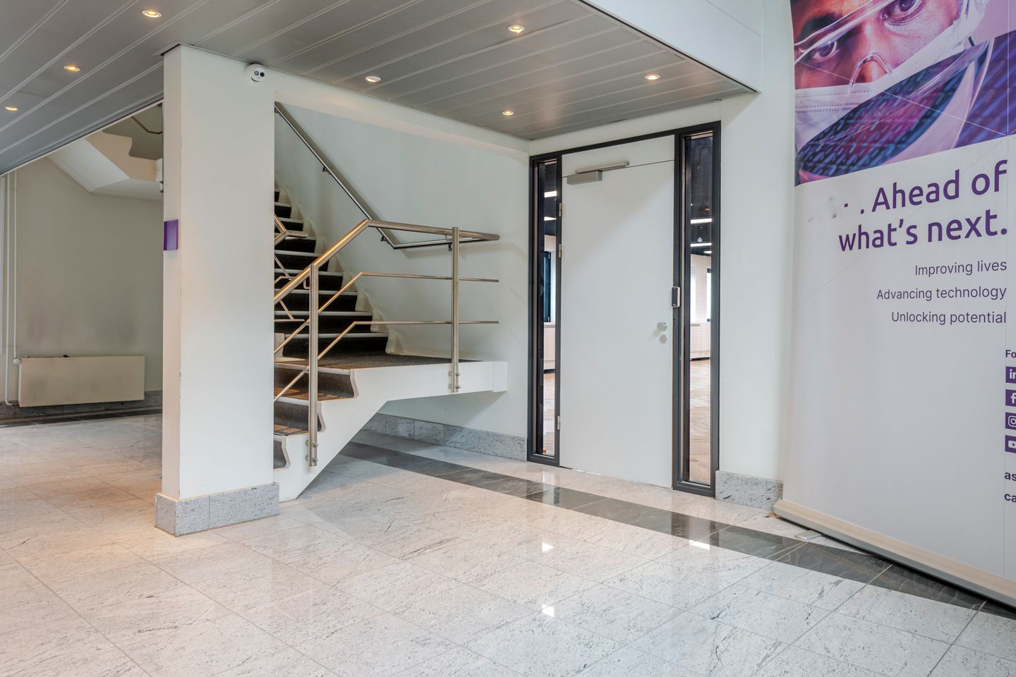 View photo 5 of Versterkerstraat 8