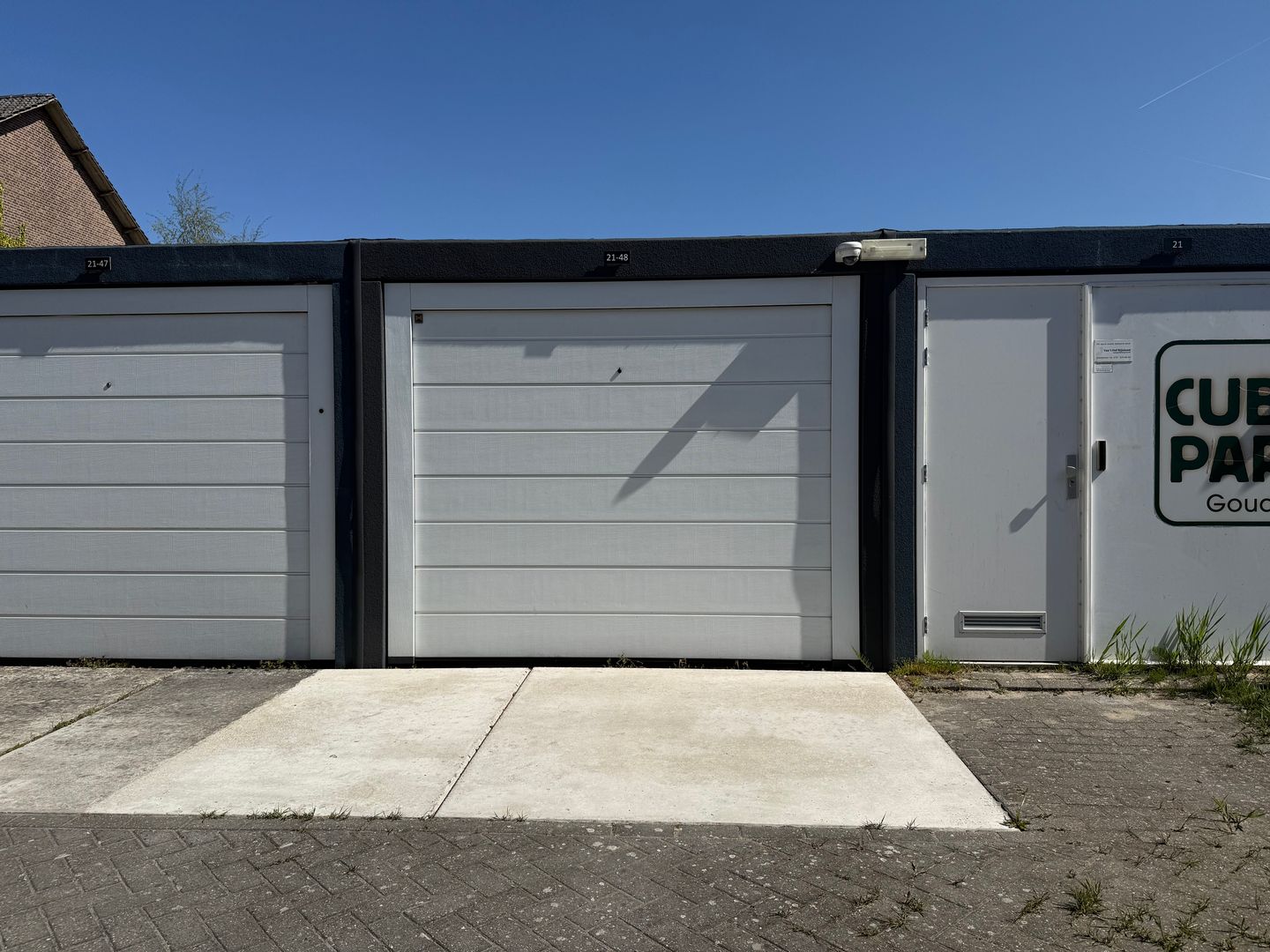 Bekijk foto 1 van Jaagpad 21-48