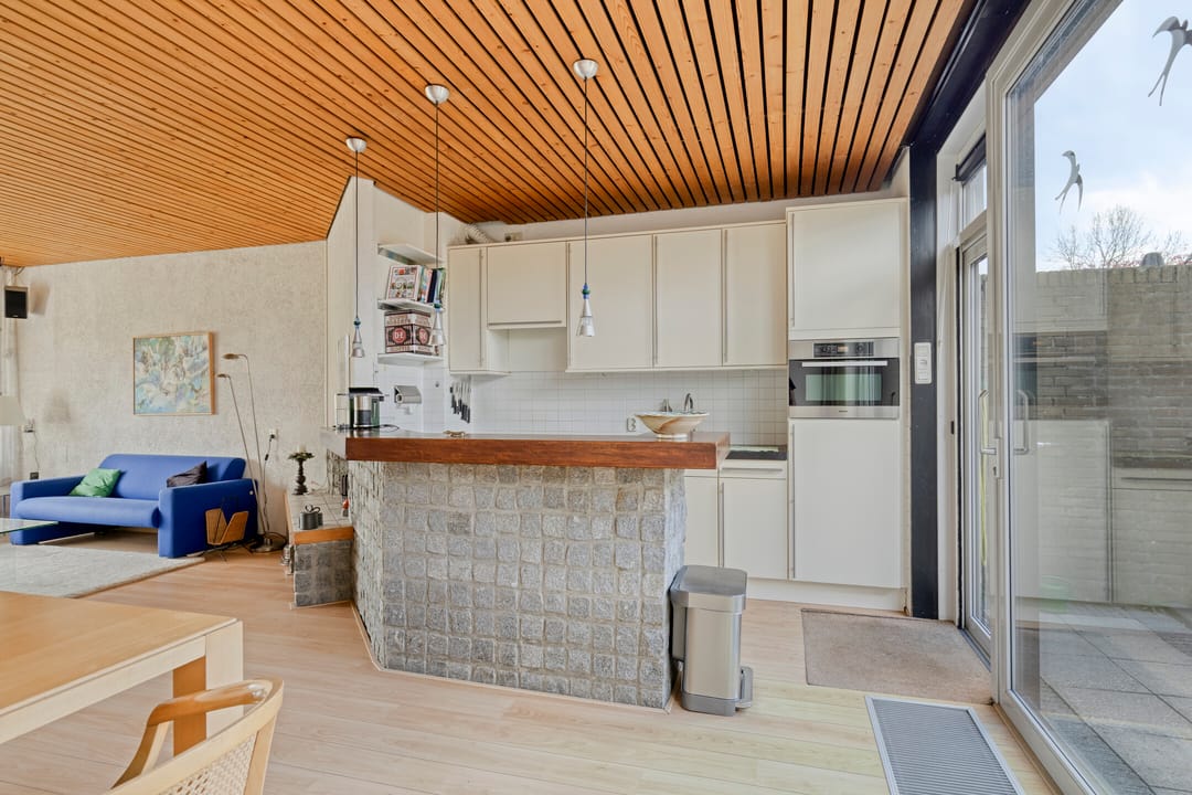 Photo 16 of Stoutenburg 32