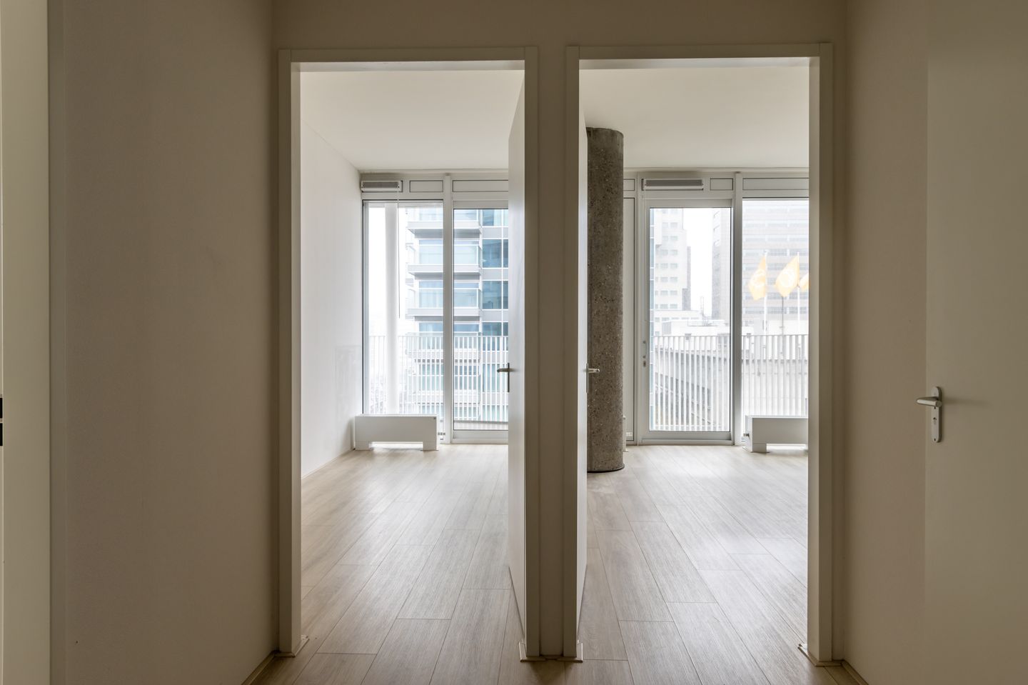 Foto 10 van Van Oldenbarneveltplaats 14-C