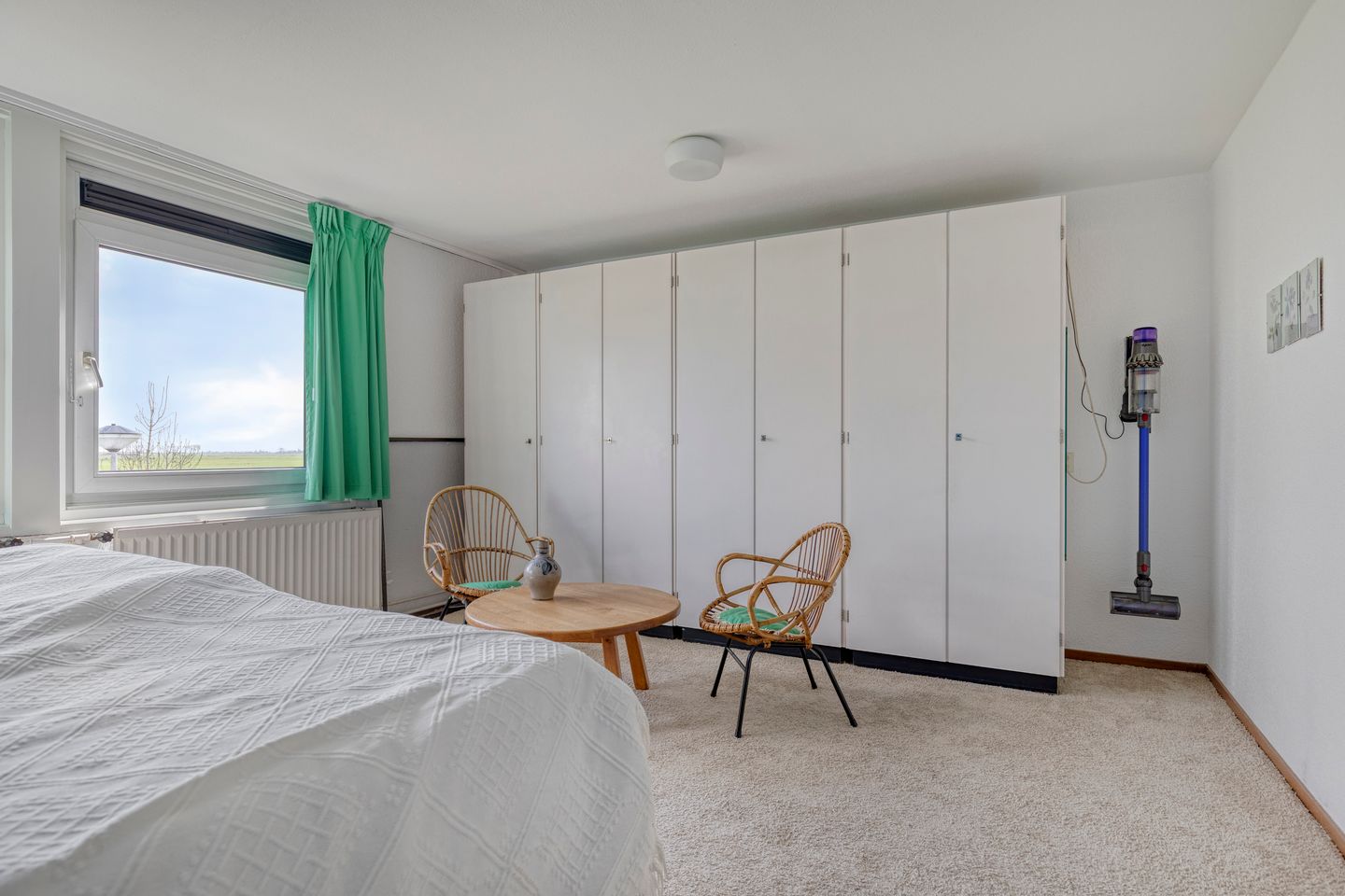 Photo 19 of Stoutenburg 32