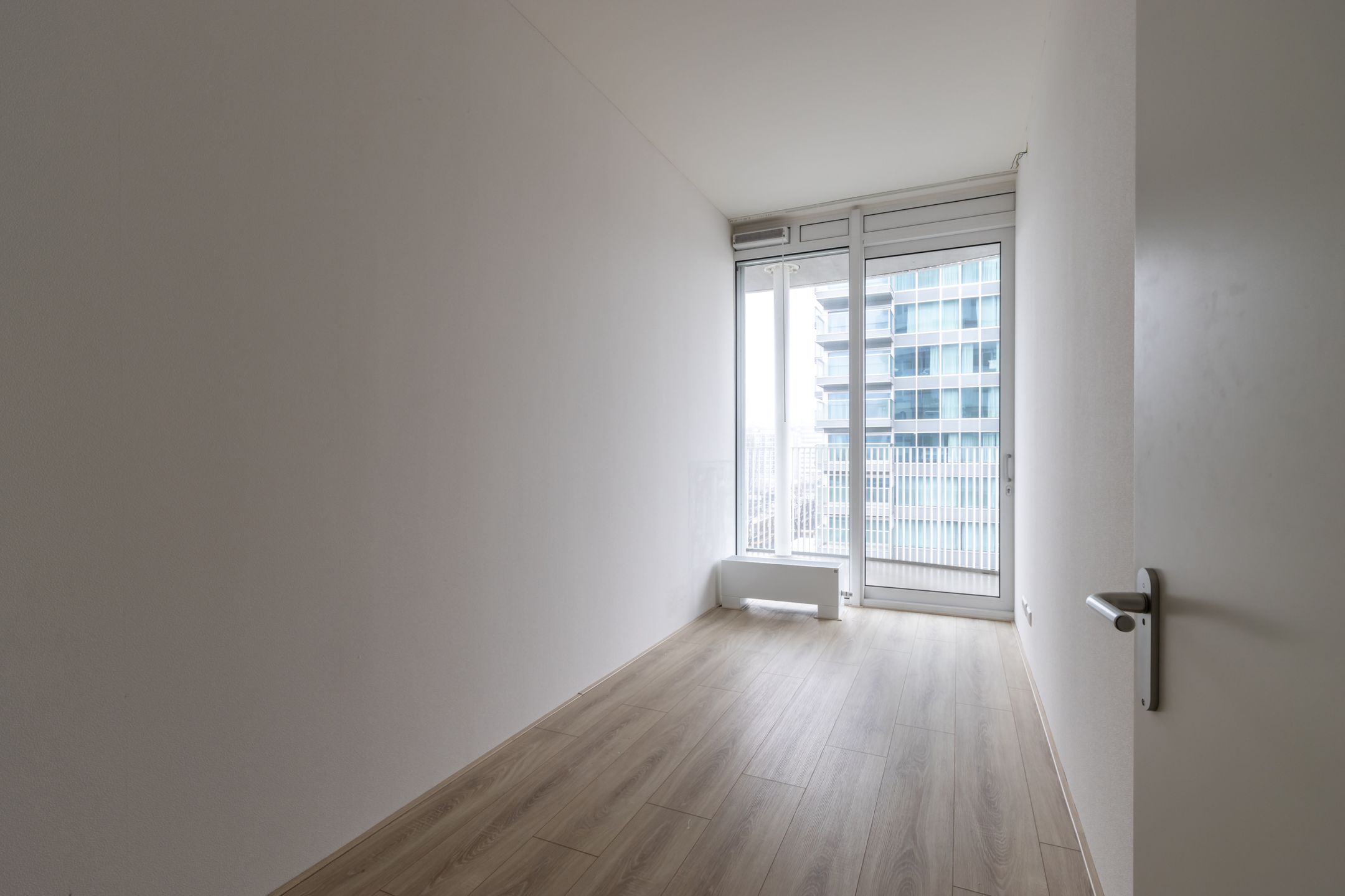 Foto 12 van Van Oldenbarneveltplaats 14-C