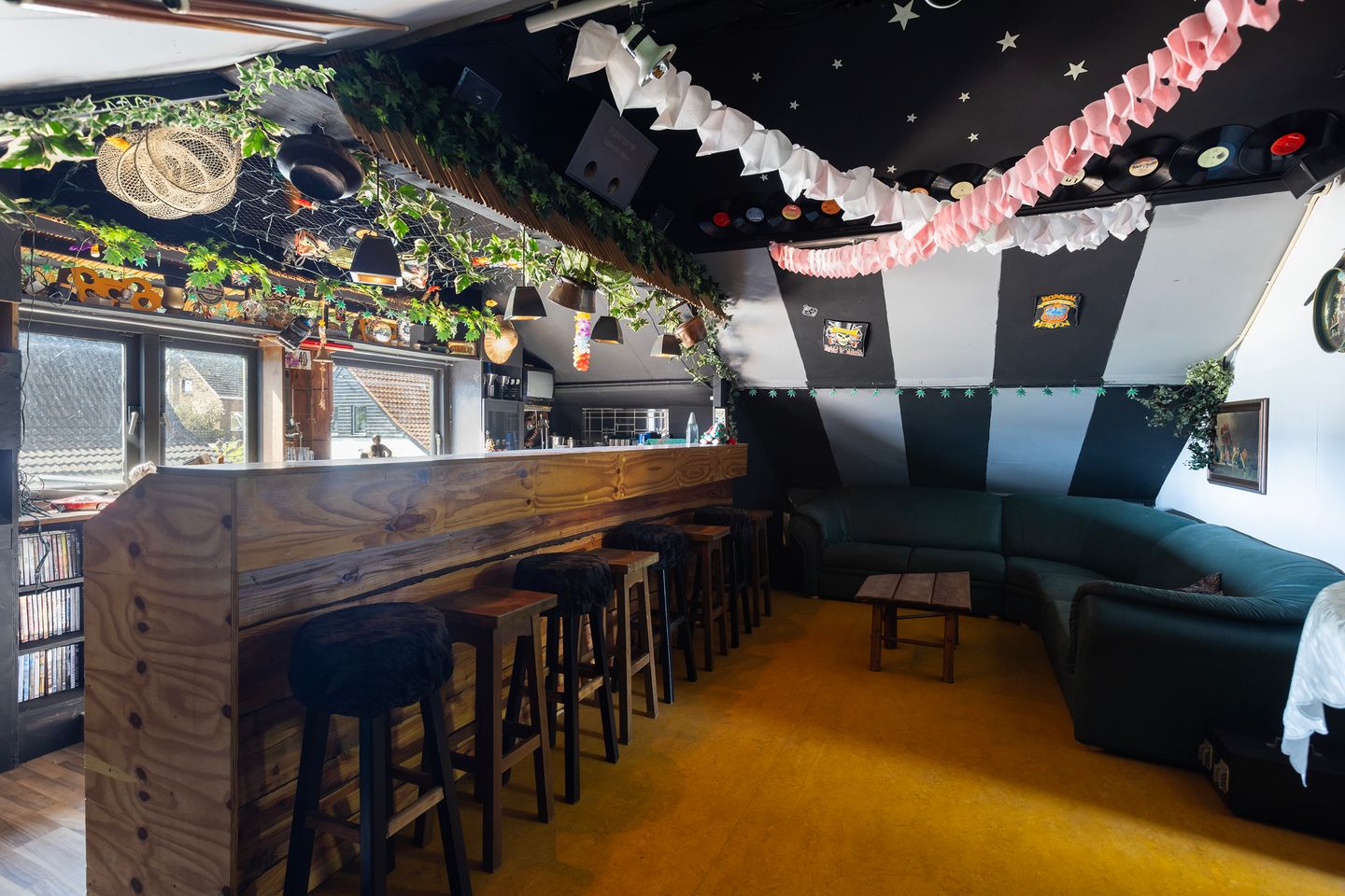 Photo 40 of Oud-Cromstrijensedijk WZ 23