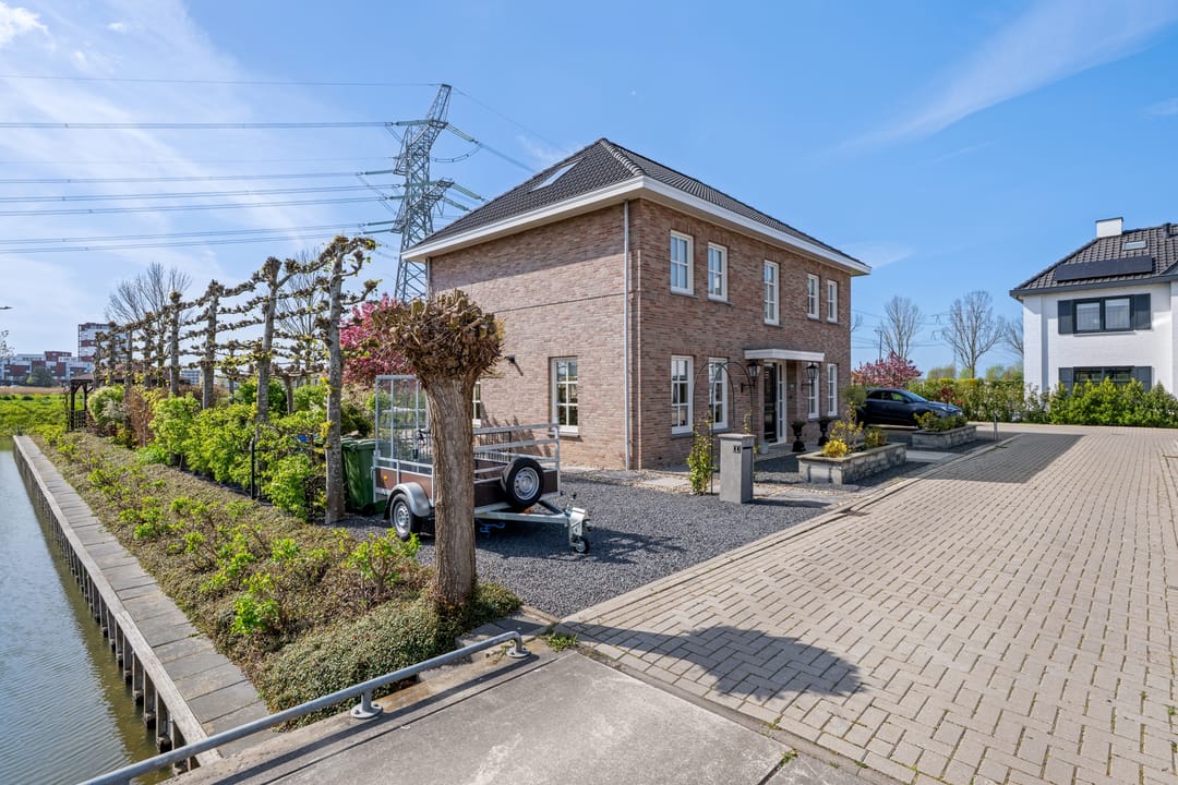 Photo 2 of Gerrit Voorenkade 1