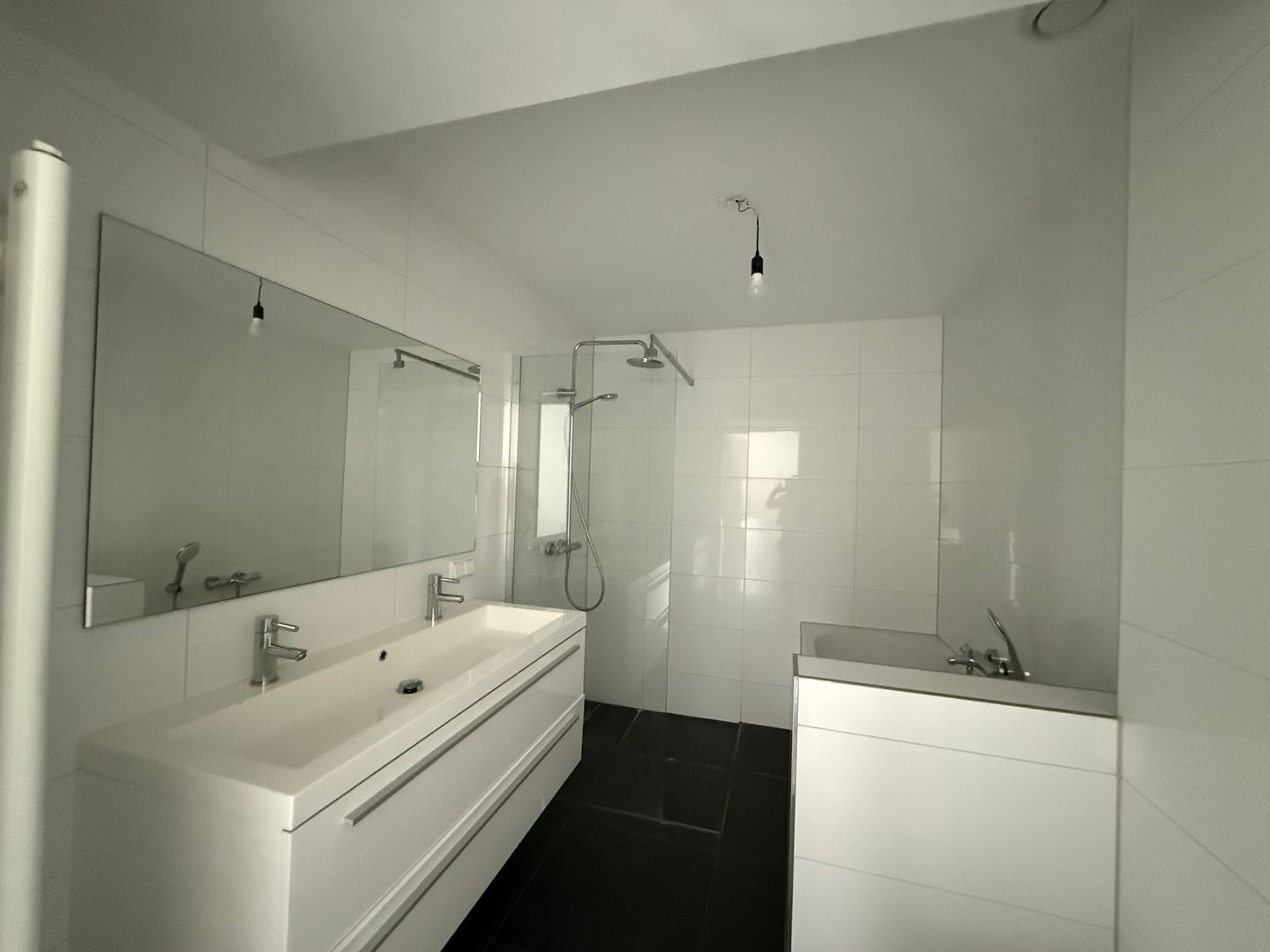 Foto 14 van Laarderweg 6-A