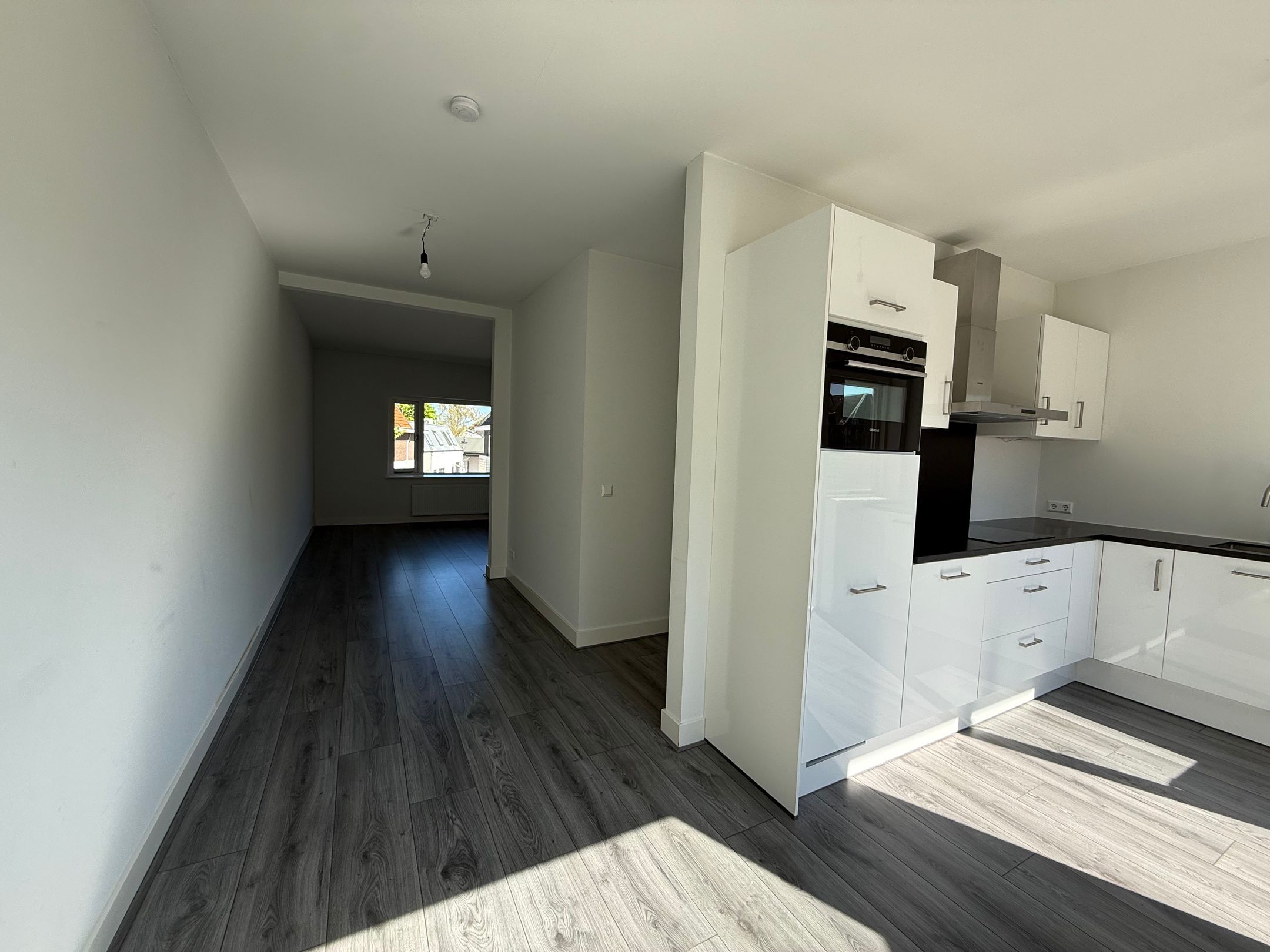 Foto 6 van Laarderweg 6-A