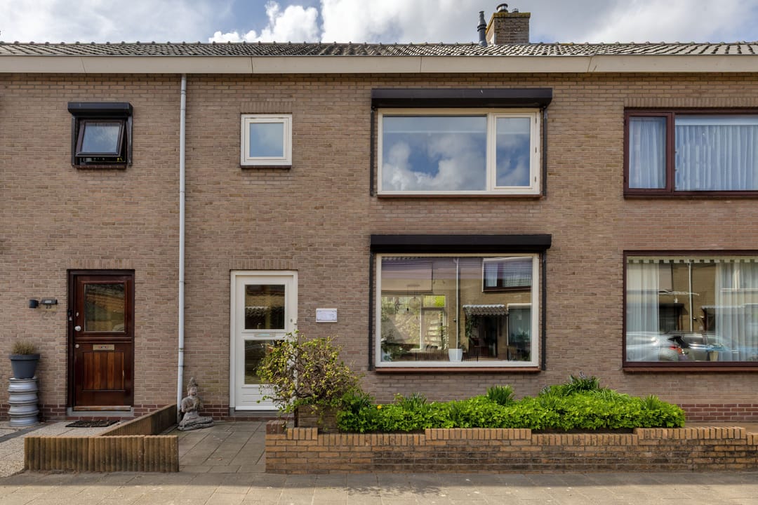 Photo 1 of Mr P J Oudweg 21