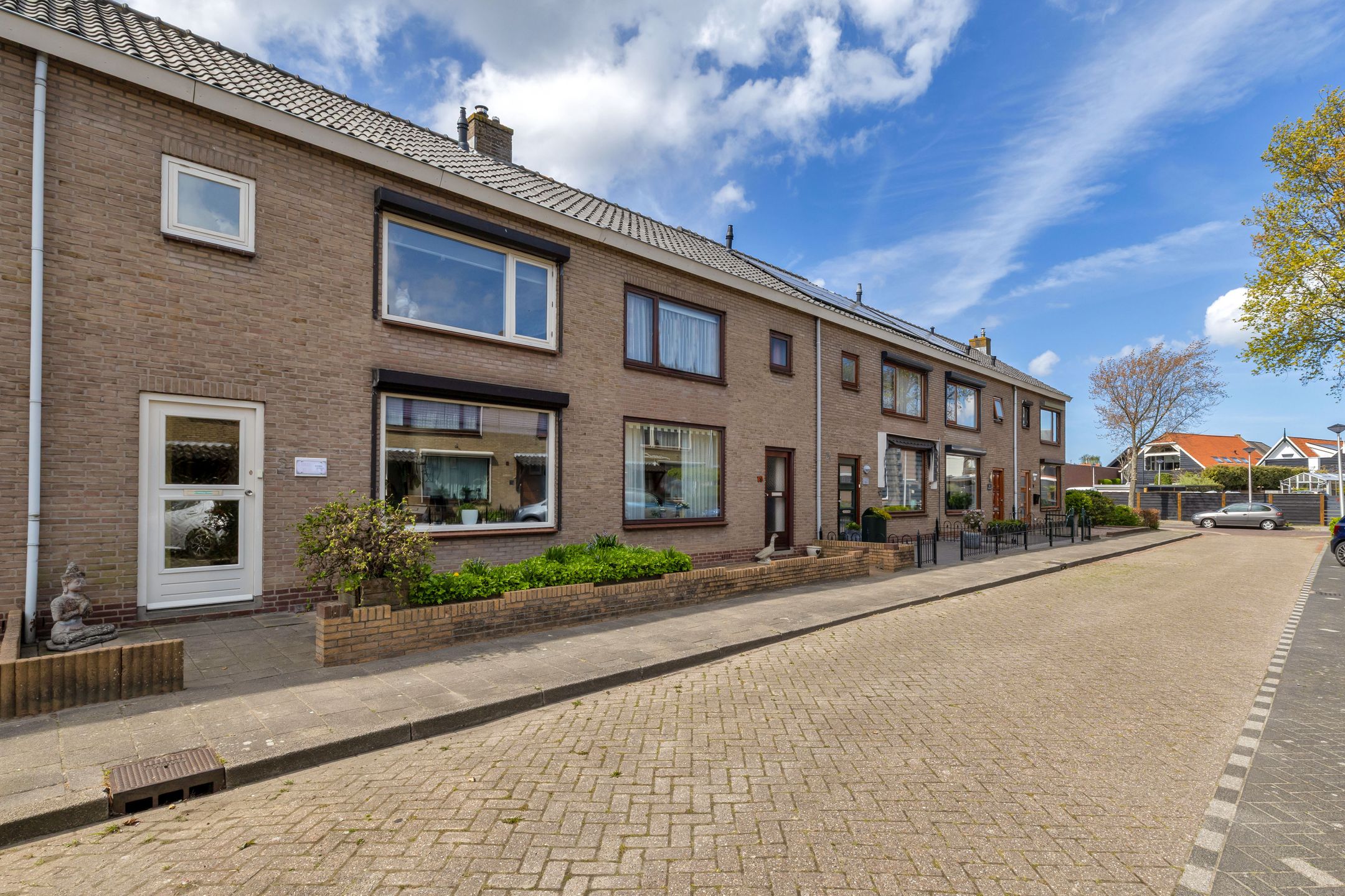 Photo 6 of Mr P J Oudweg 21