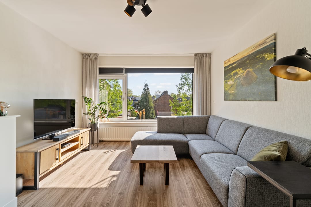 Foto 8 van Juliana van Stolberglaan 44