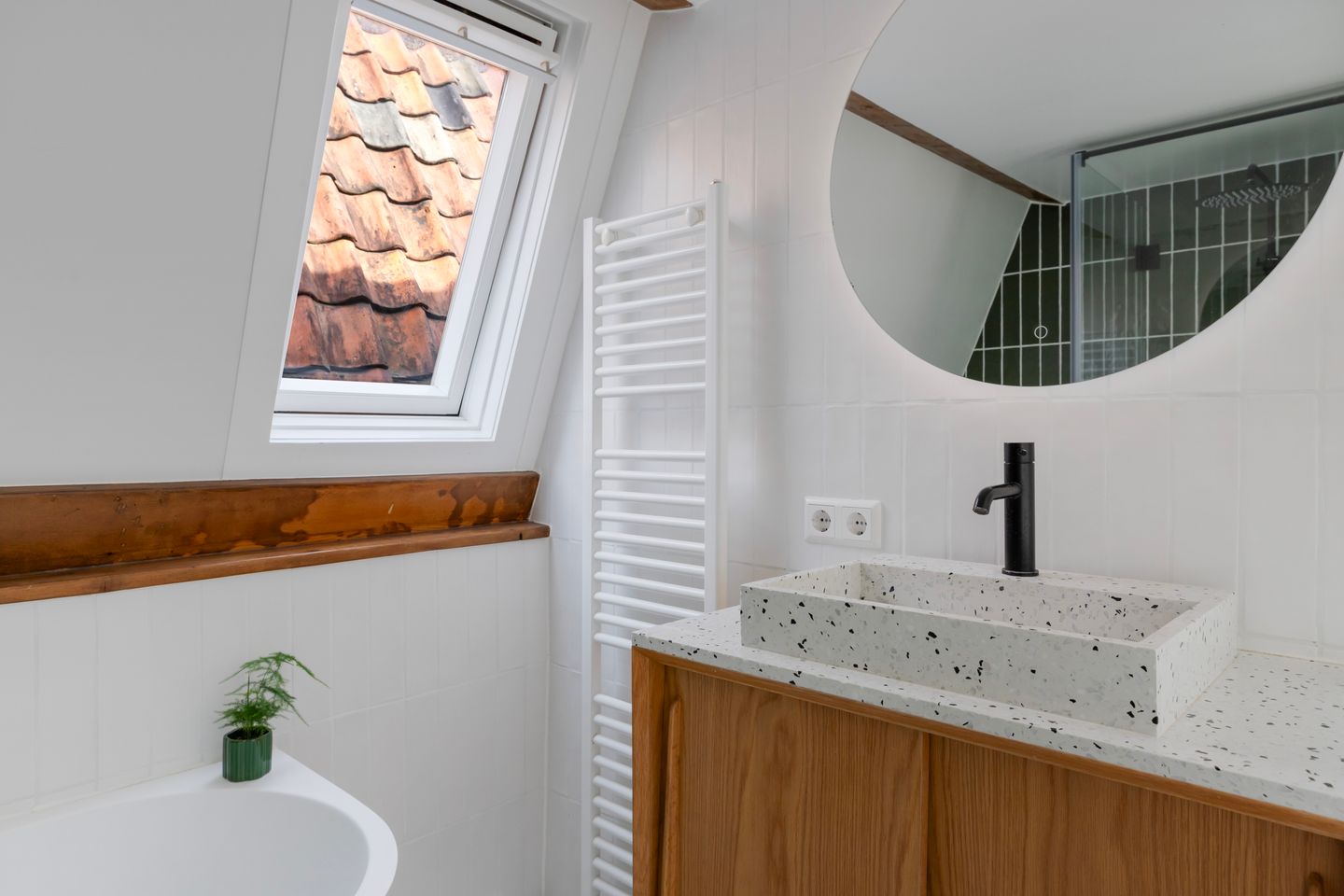 Foto 49 van Lange Dwarsstraat 42