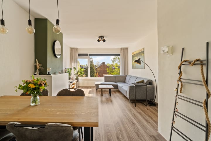 Foto 2 van Juliana van Stolberglaan 44