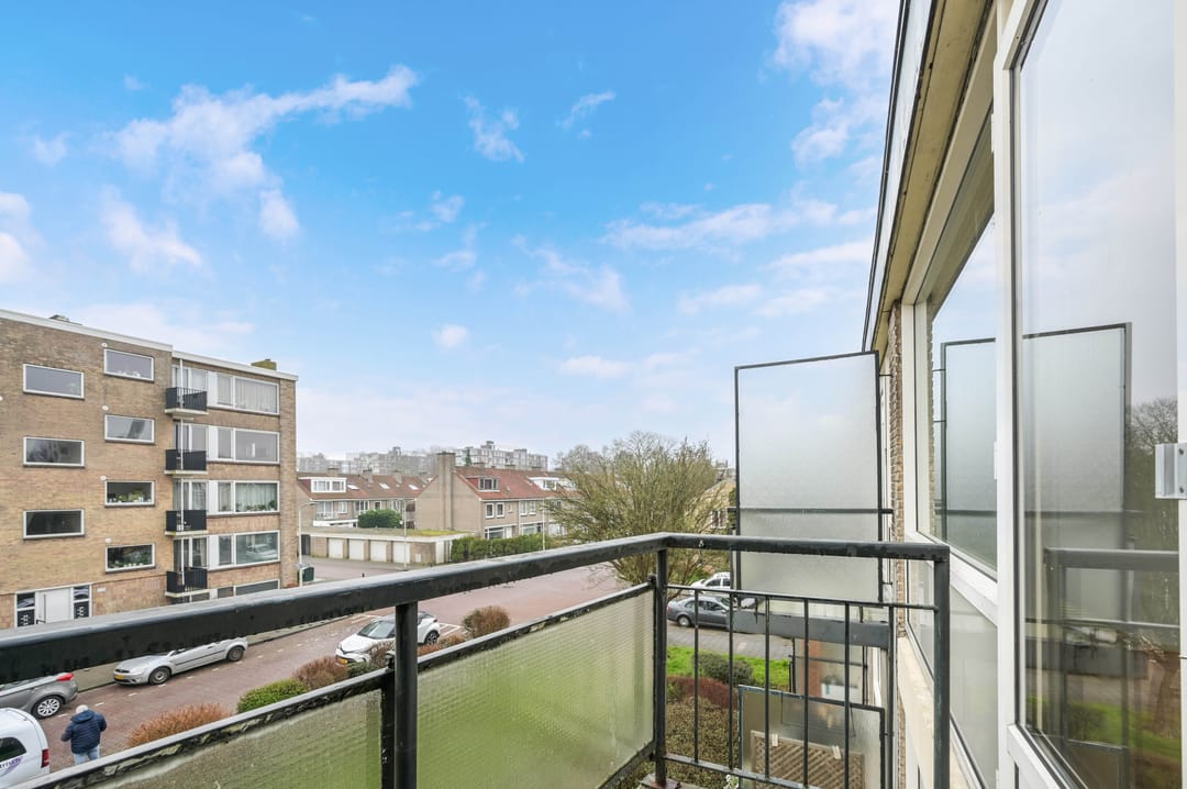 Photo 16 of Robertaland 38