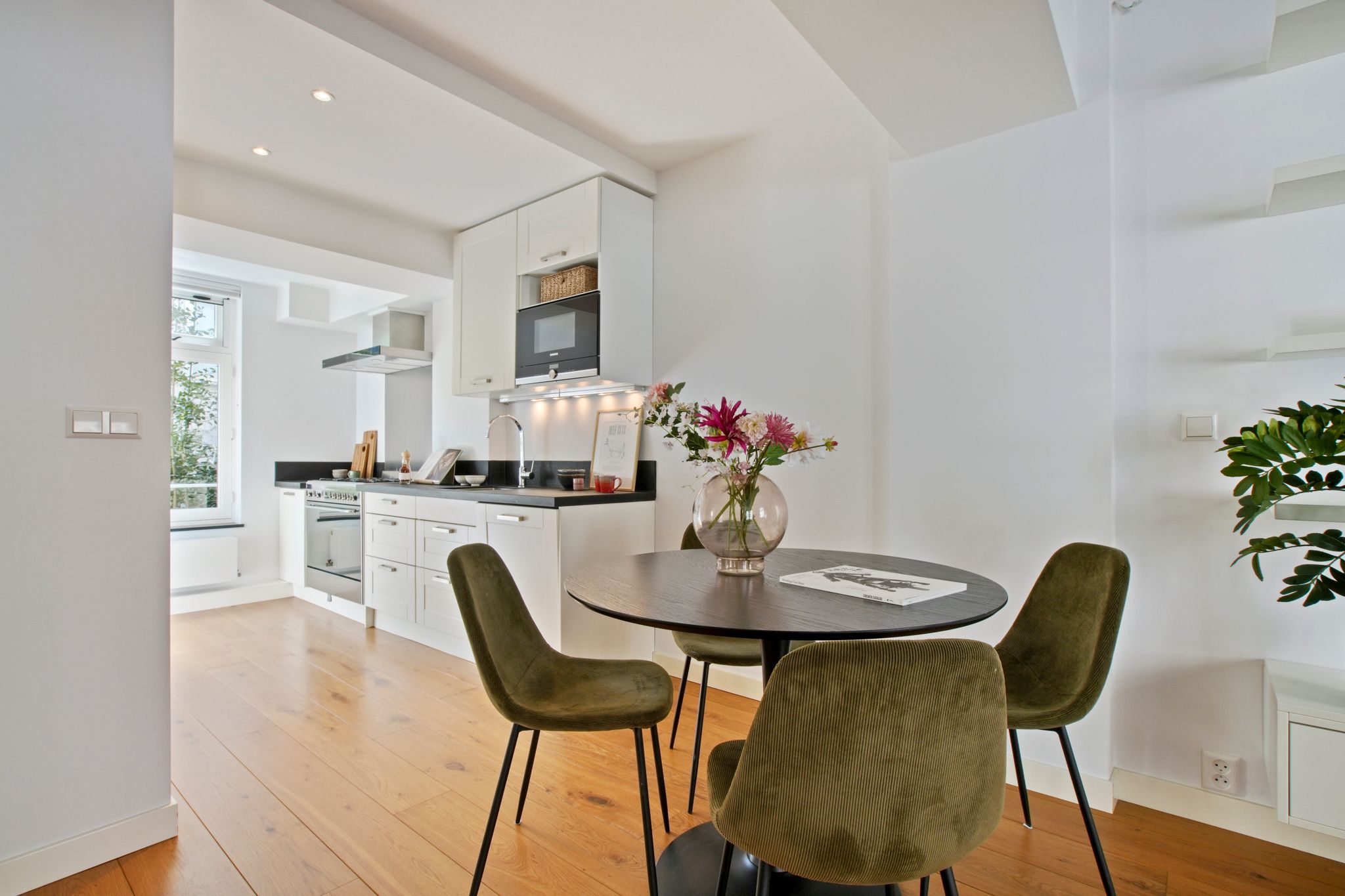 Foto 18 van Utrechtsedwarsstraat 32-A