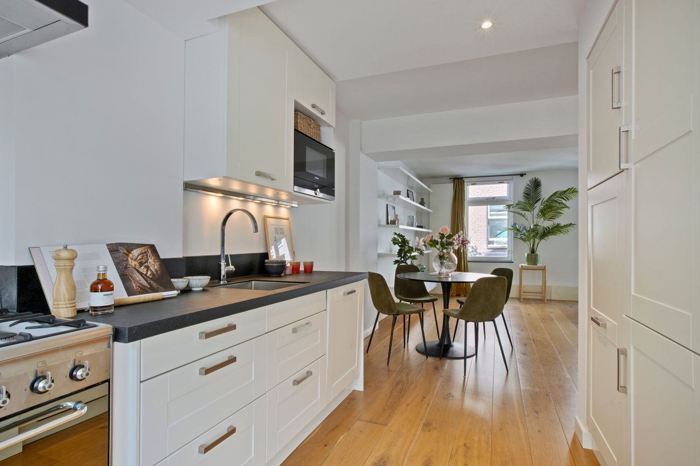 Foto 20 van Utrechtsedwarsstraat 32-A