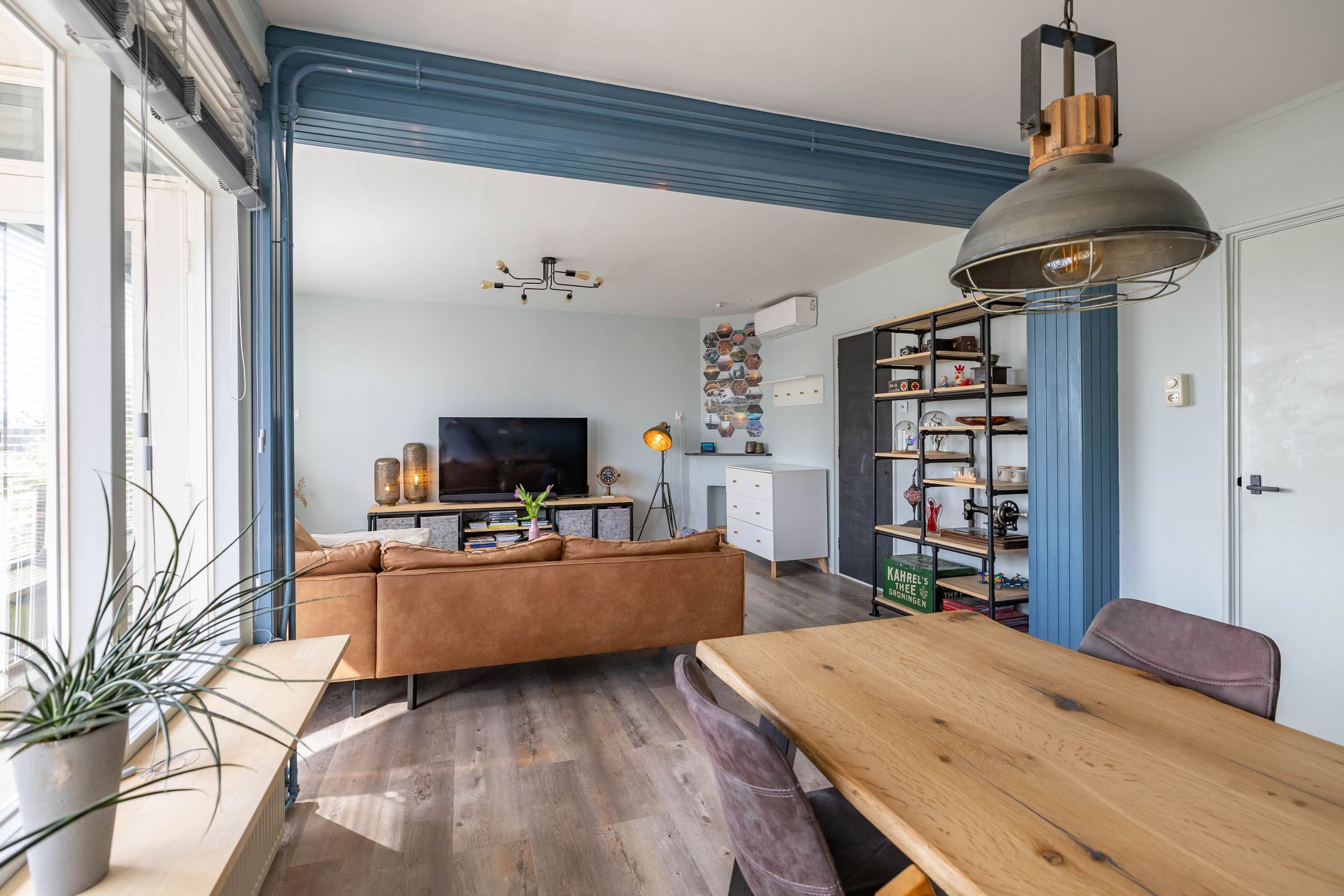 Spacious 3-Room Apartment with Two Balconies in Popular Grunobuurt — 12