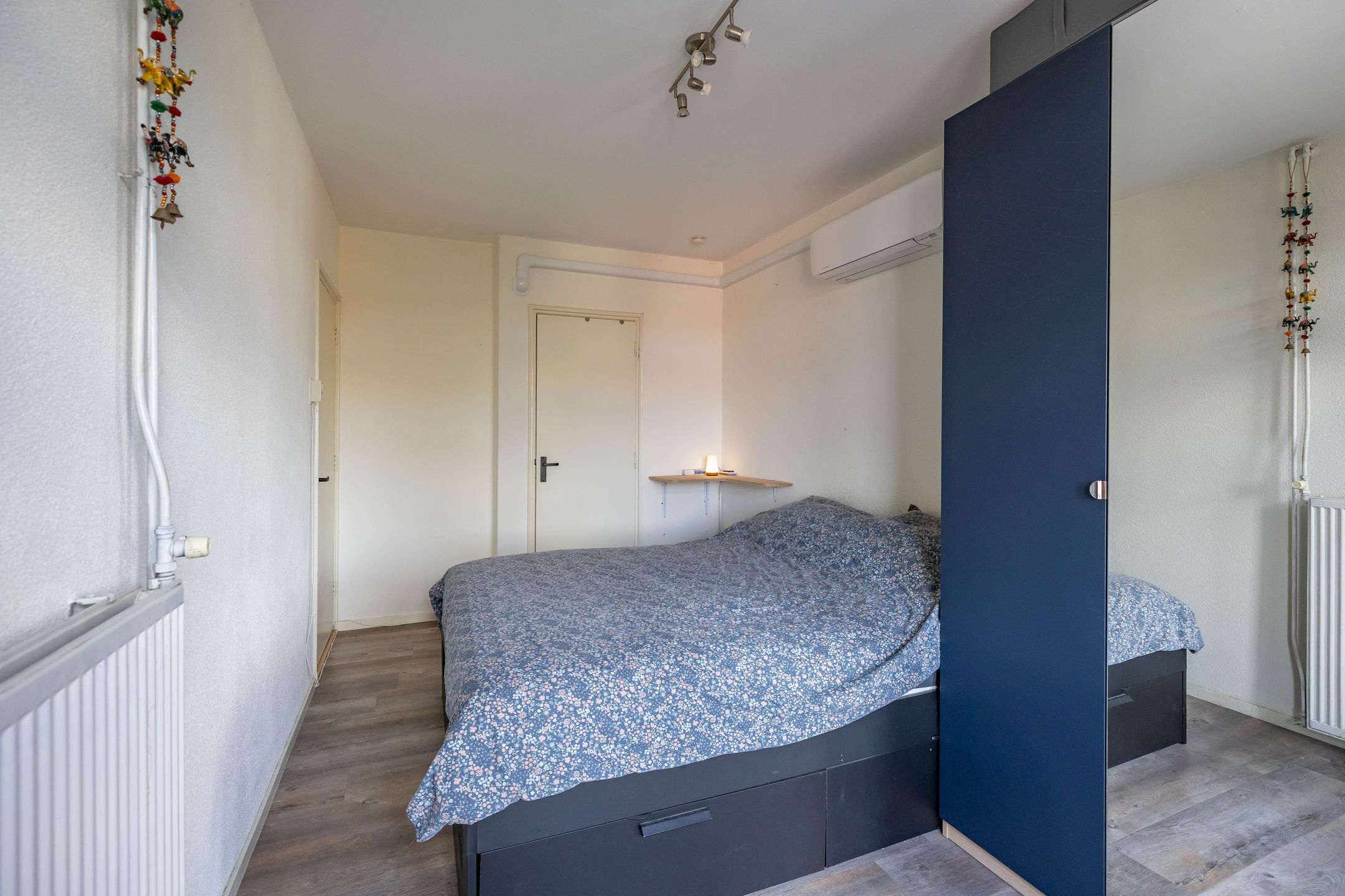 Spacious 3-Room Apartment with Two Balconies in Popular Grunobuurt — 24