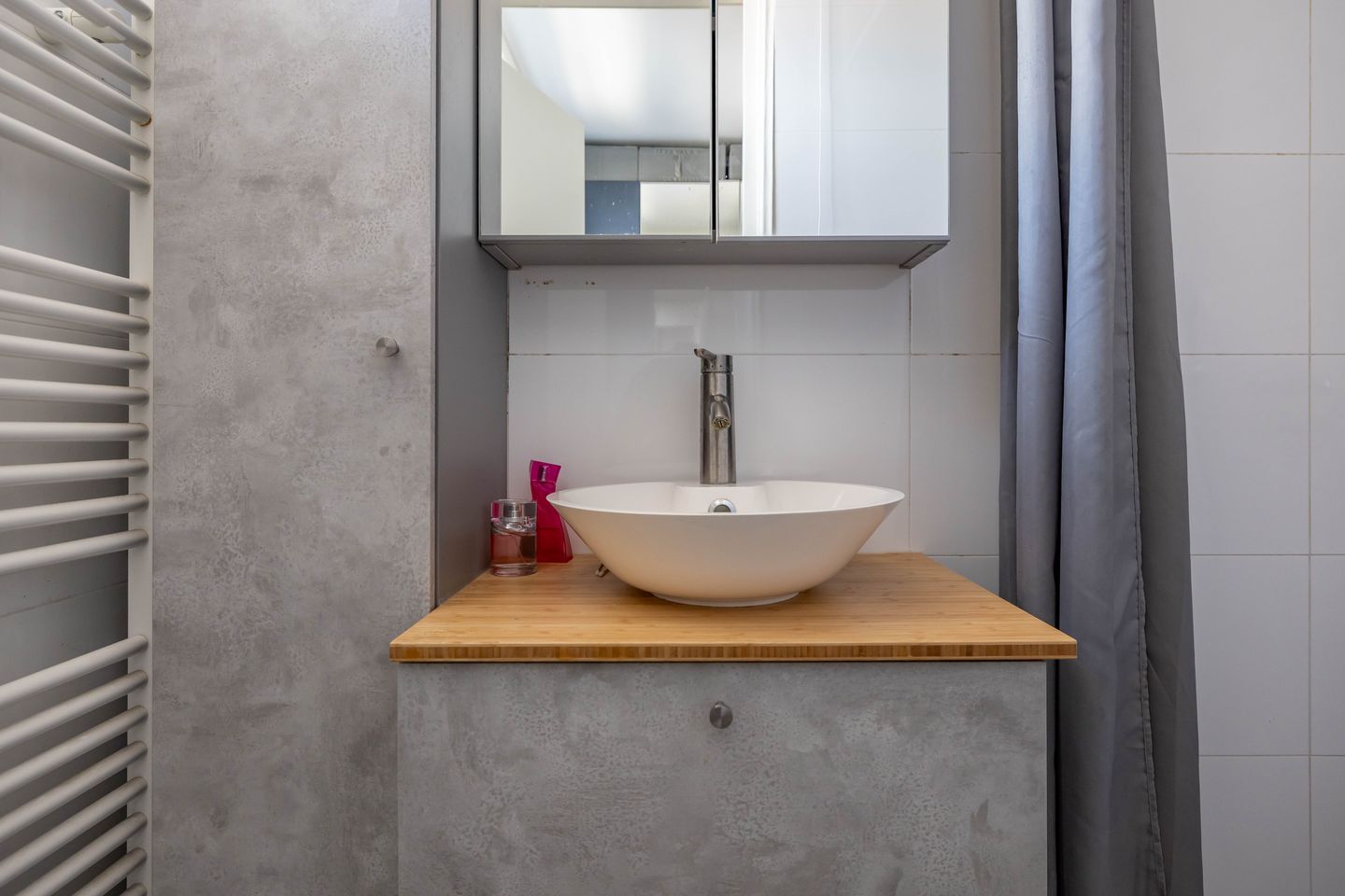 Spacious 3-Room Apartment with Two Balconies in Popular Grunobuurt — 29