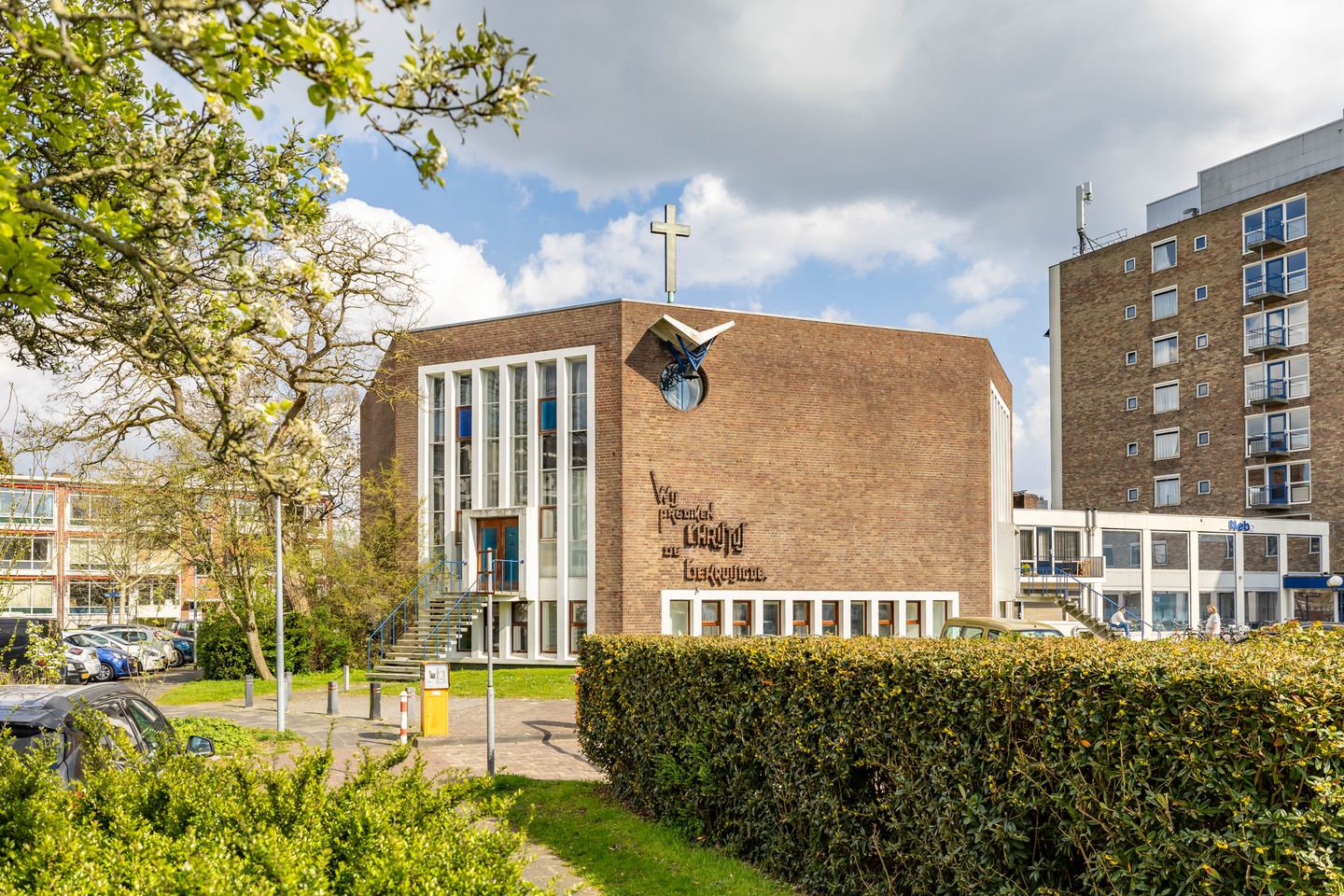 Spacious 3-Room Apartment with Two Balconies in Popular Grunobuurt — 34
