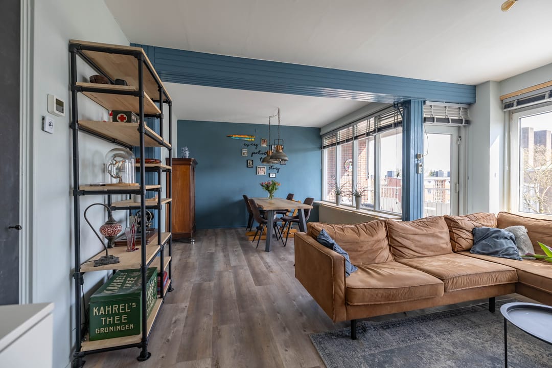 Spacious 3-Room Apartment with Two Balconies in Popular Grunobuurt — 16
