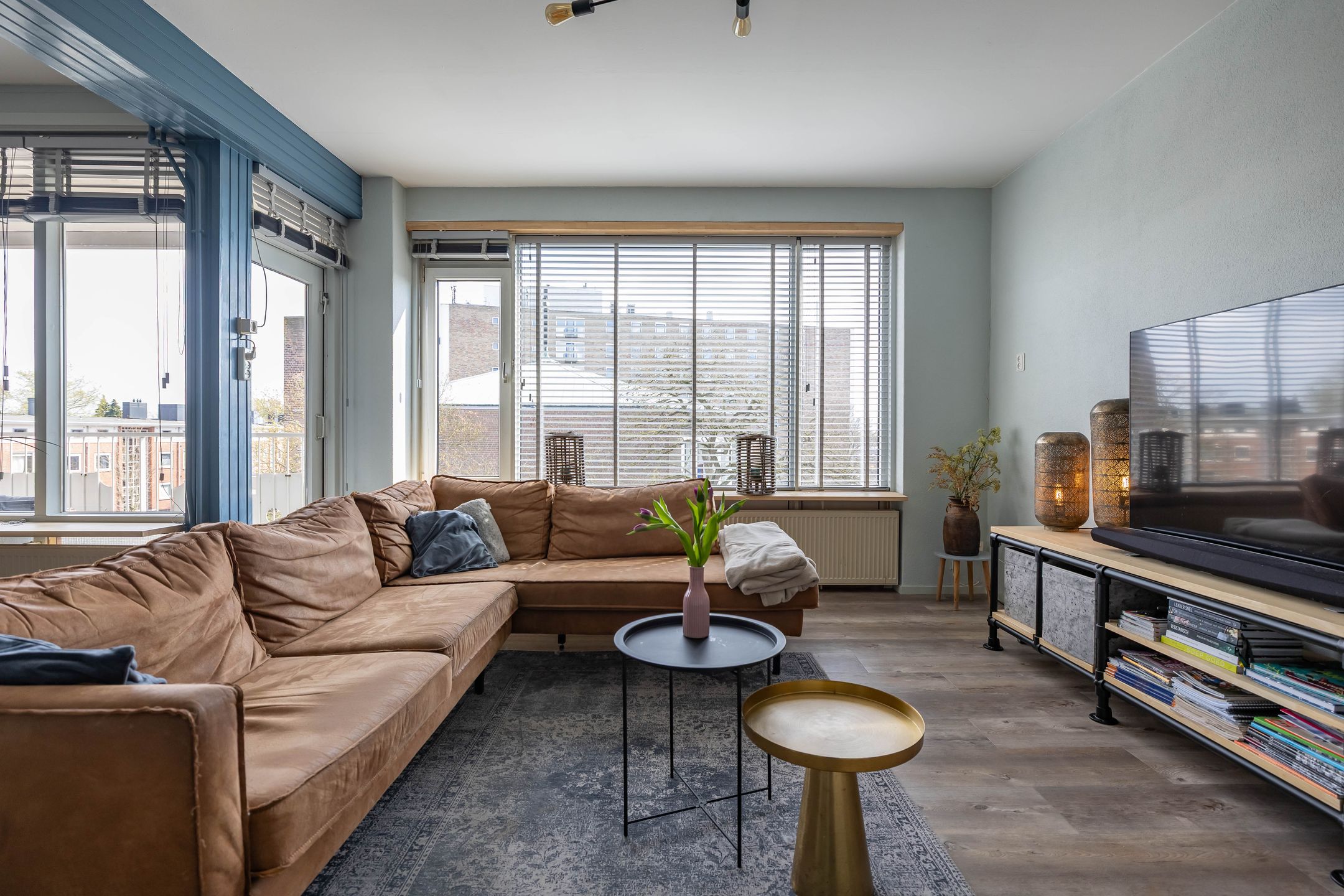 Spacious 3-Room Apartment with Two Balconies in Popular Grunobuurt — 15