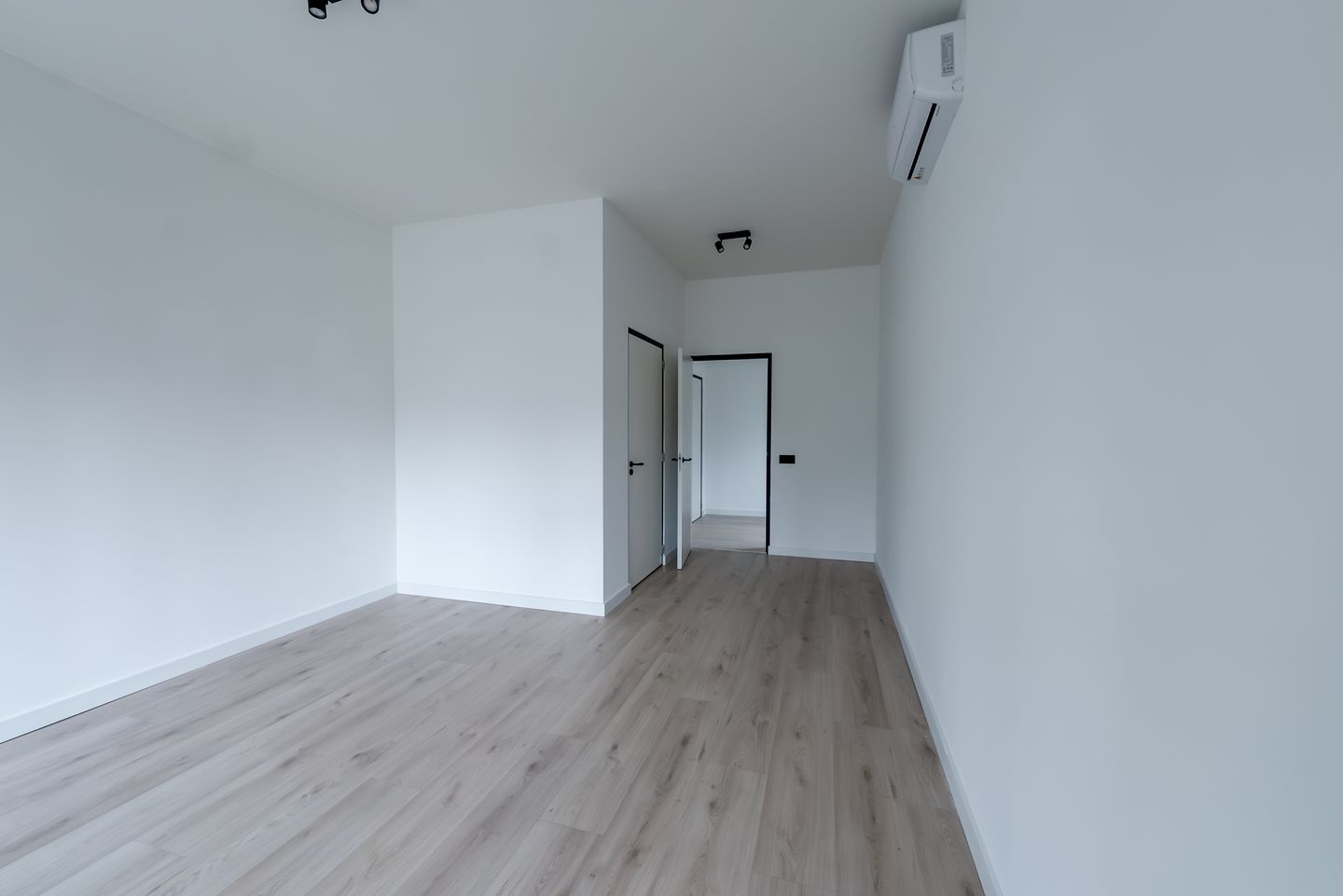 Foto 14 van Julianastraat 1-B